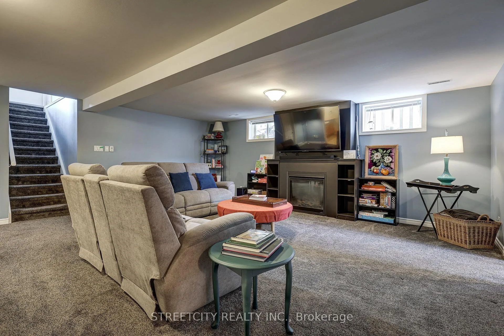 Photo 30 of 44 Rosethorn Court, St. Thomas — HOMEH