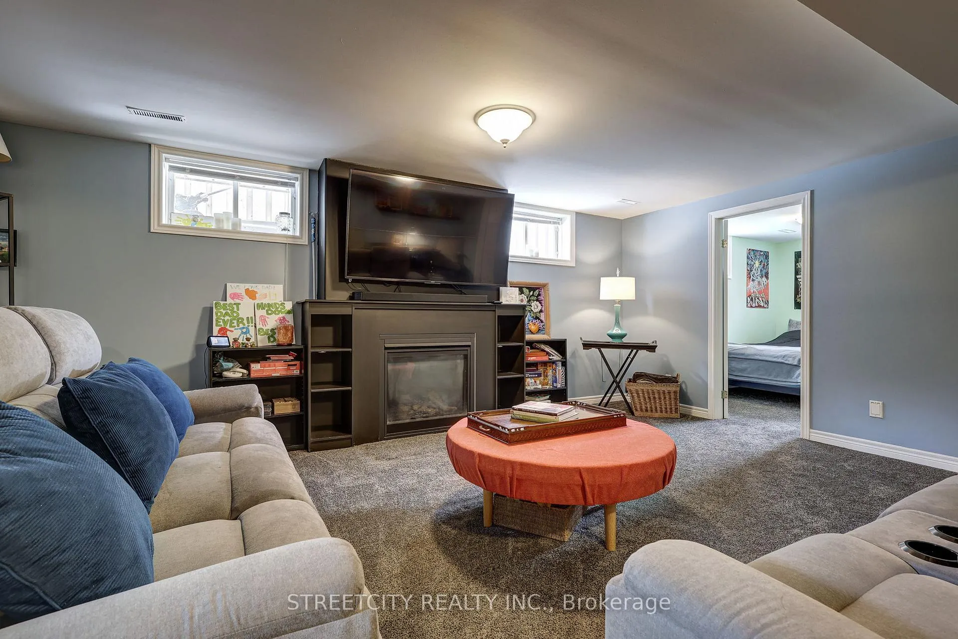 Photo 33 of 44 Rosethorn Court, St. Thomas — HOMEH