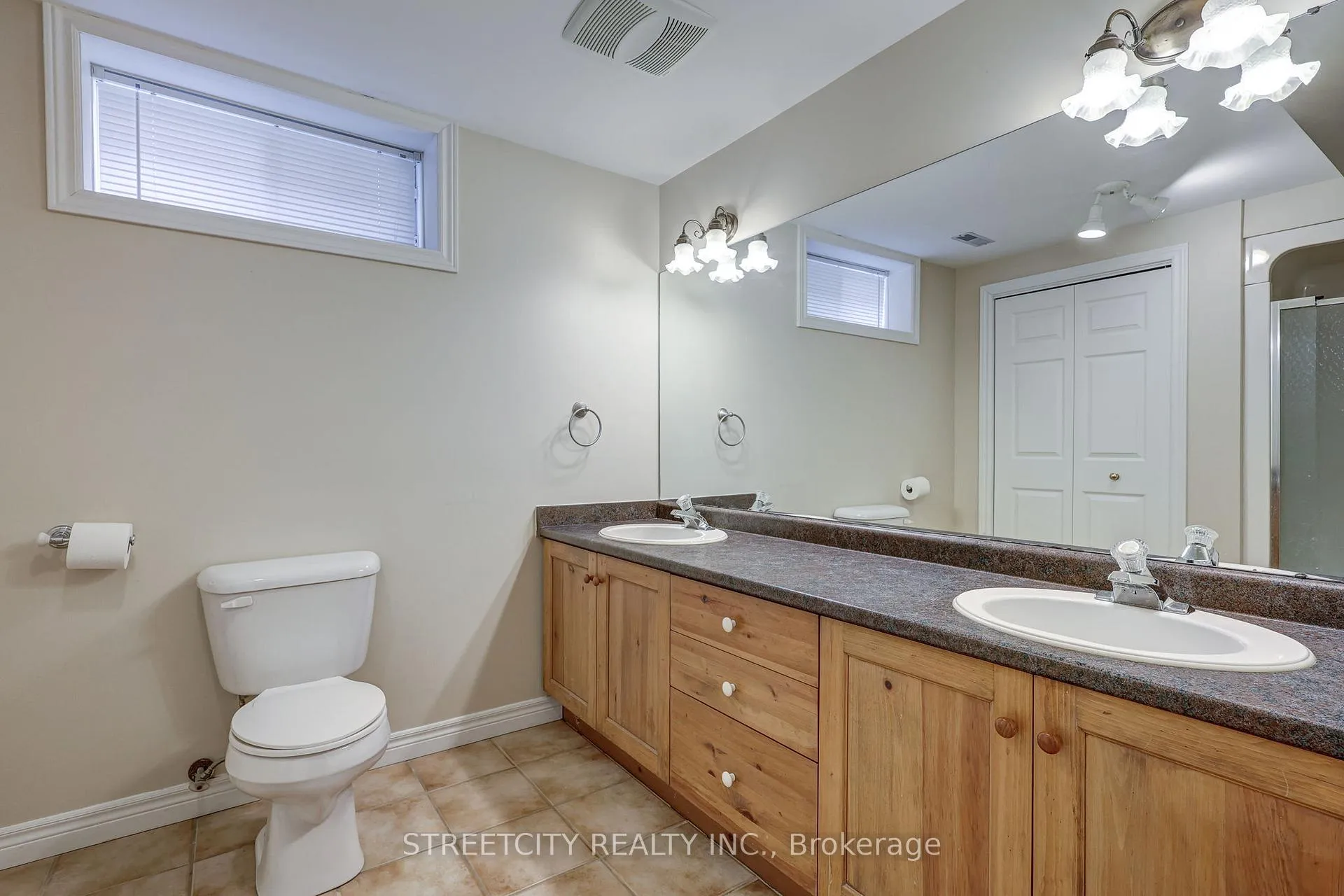 Photo 37 of 44 Rosethorn Court, St. Thomas — HOMEH