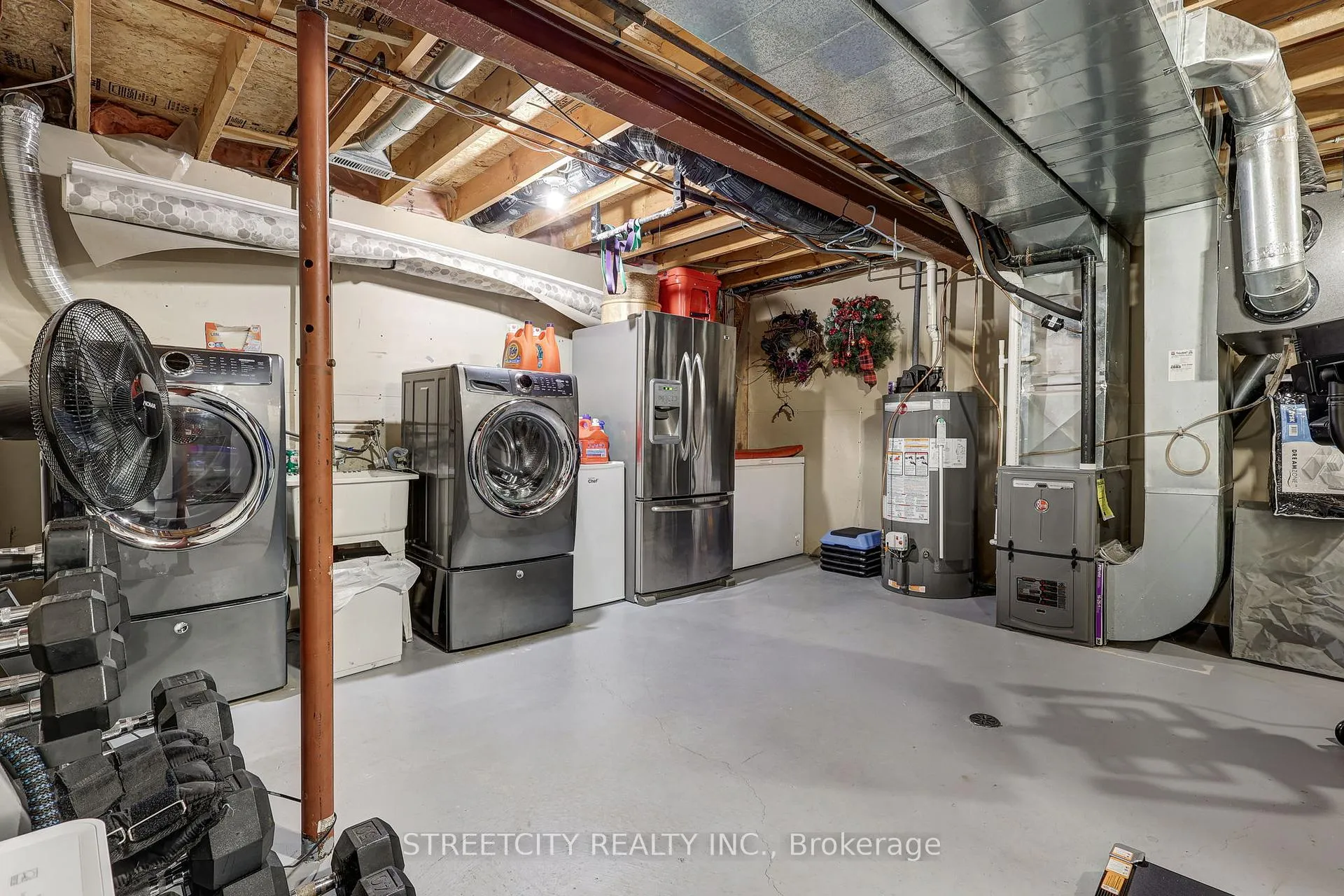Photo 38 of 44 Rosethorn Court, St. Thomas — HOMEH