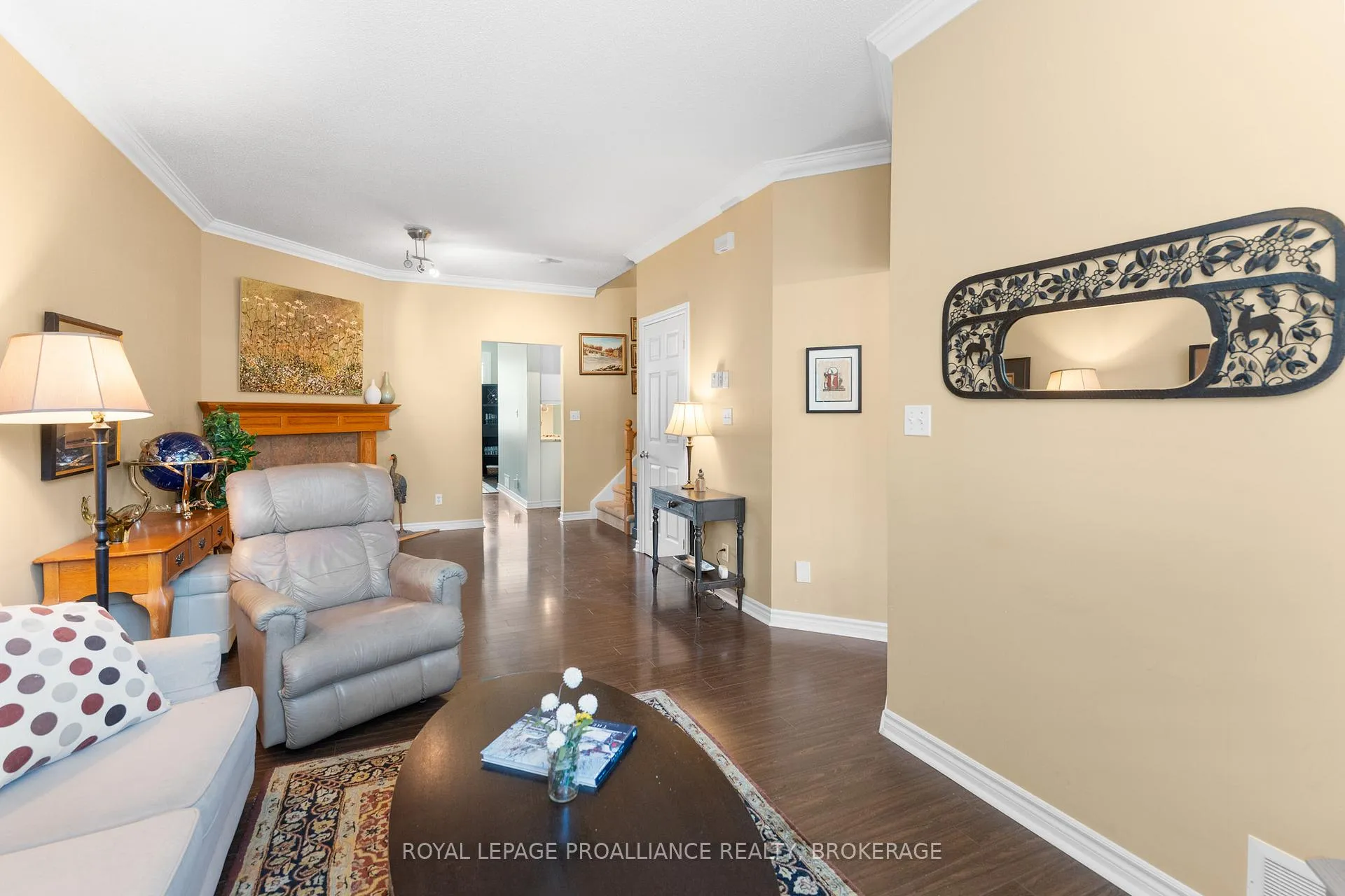 Photo 8 of 39 Mowat Avenue, Kingston, Central City West — HOMEH