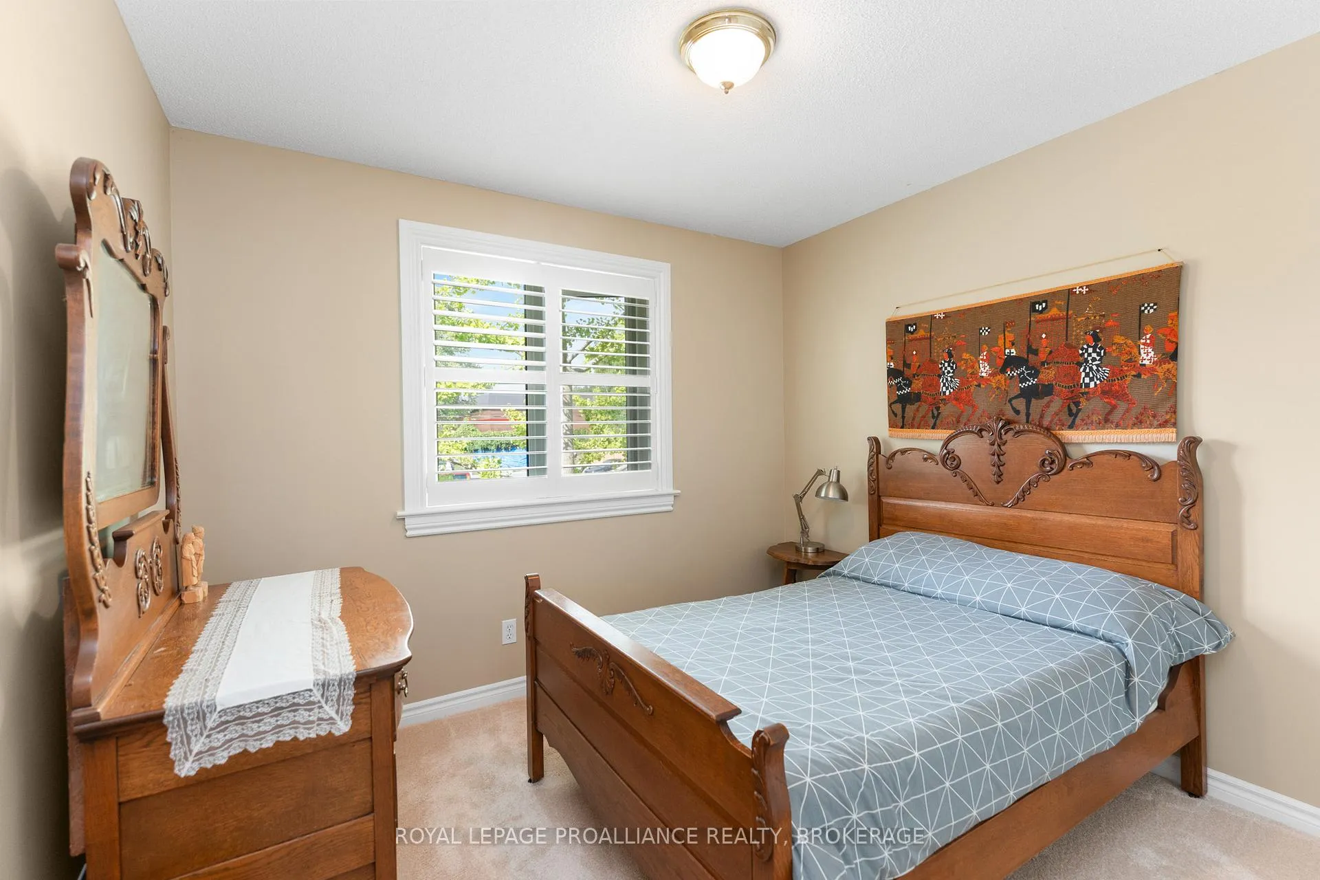 Photo 24 of 39 Mowat Avenue, Kingston, Central City West — HOMEH