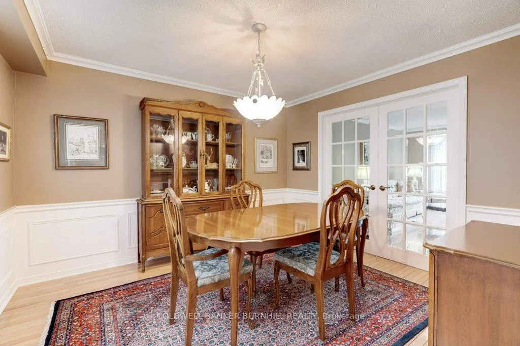 Photo 14 of 2251 Mansfield Drive, Burlington, Tyandaga — HOMEH