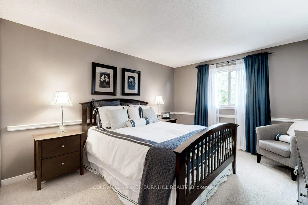 Photo 26 of 2251 Mansfield Drive, Burlington, Tyandaga — HOMEH