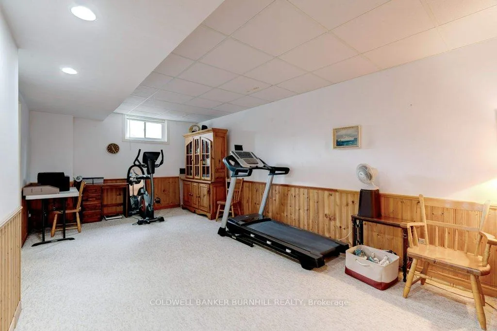 Photo 37 of 2251 Mansfield Drive, Burlington, Tyandaga — HOMEH