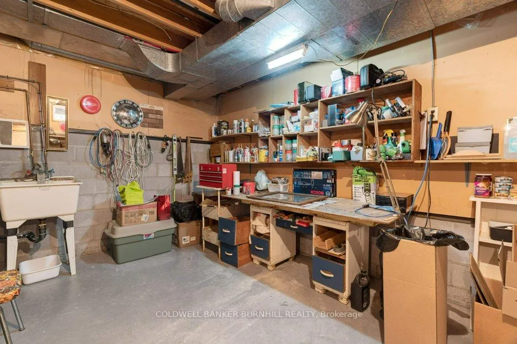Photo 40 of 2251 Mansfield Drive, Burlington, Tyandaga — HOMEH