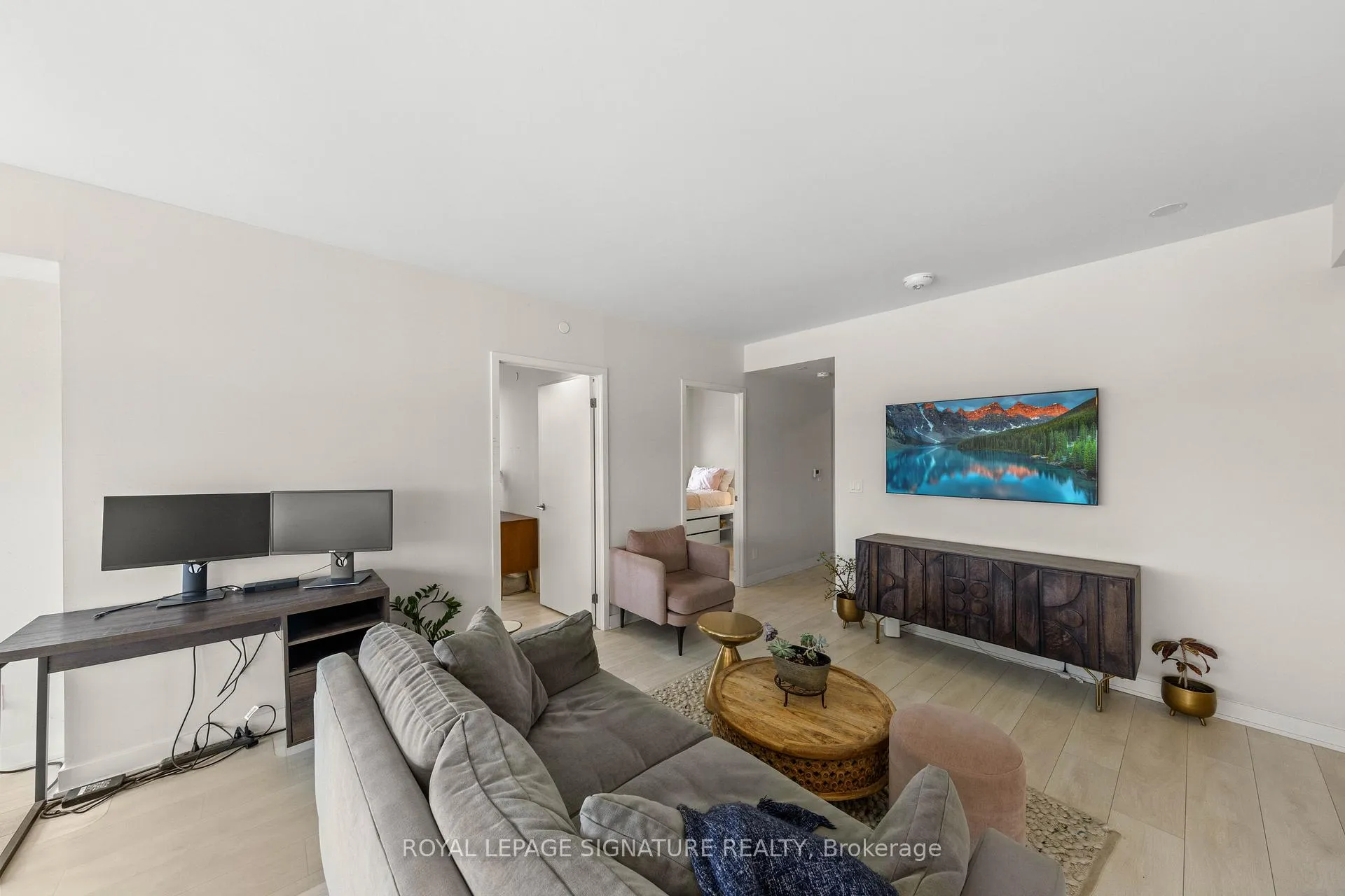Photo 15 of Unit 2007, 6 Sonic Way, Toronto, Flemingdon Park — HOMEH