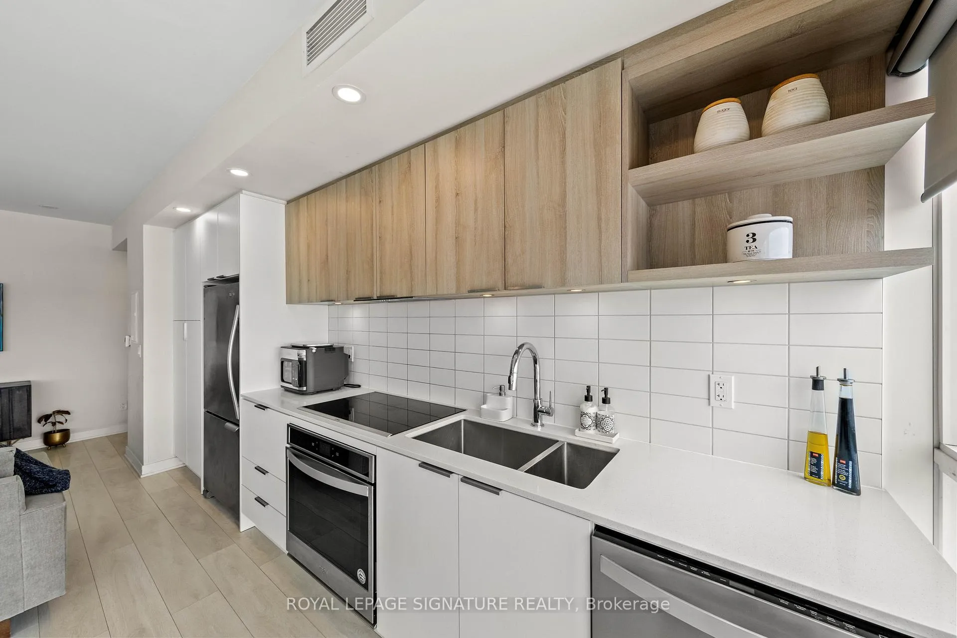 Photo 18 of Unit 2007, 6 Sonic Way, Toronto, Flemingdon Park — HOMEH