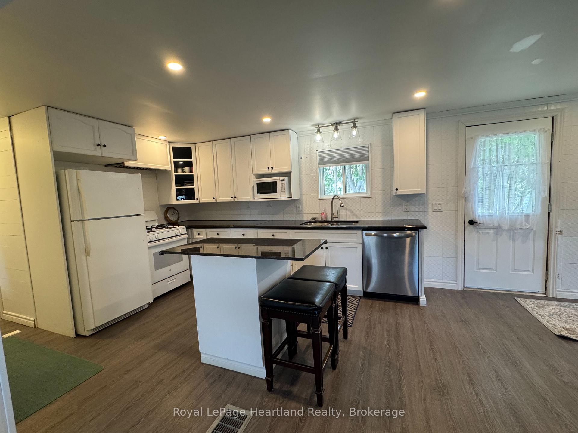 Photo 4 of 26 North Street, Huron East, Egmondville — HOMEH