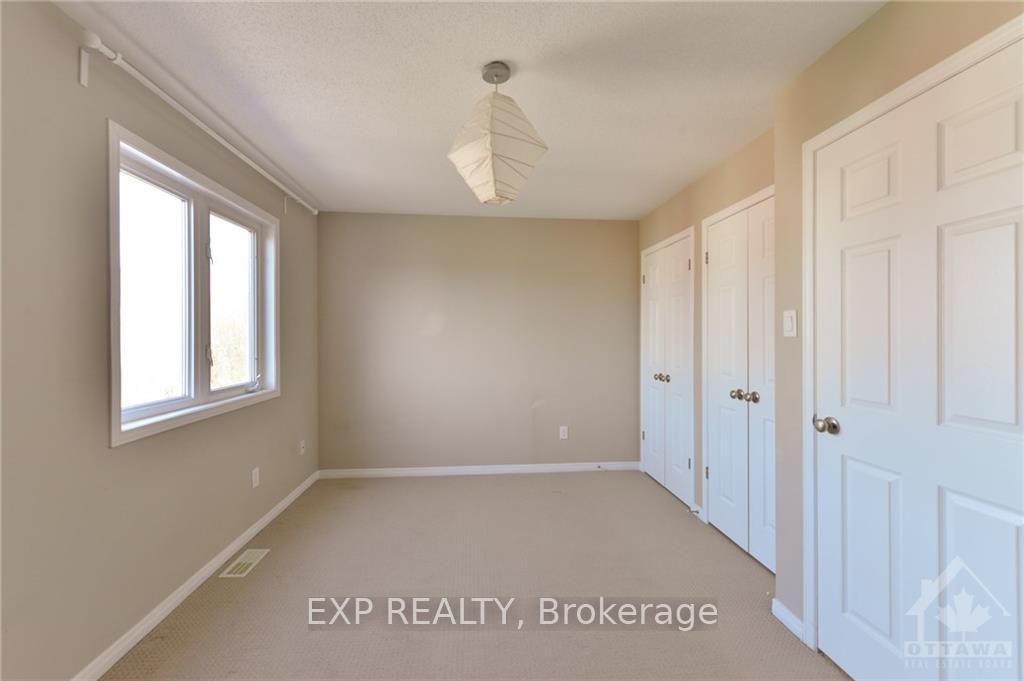 Photo 9 of 1100 Georgeton, Ottawa, Manor Park — HOMEH