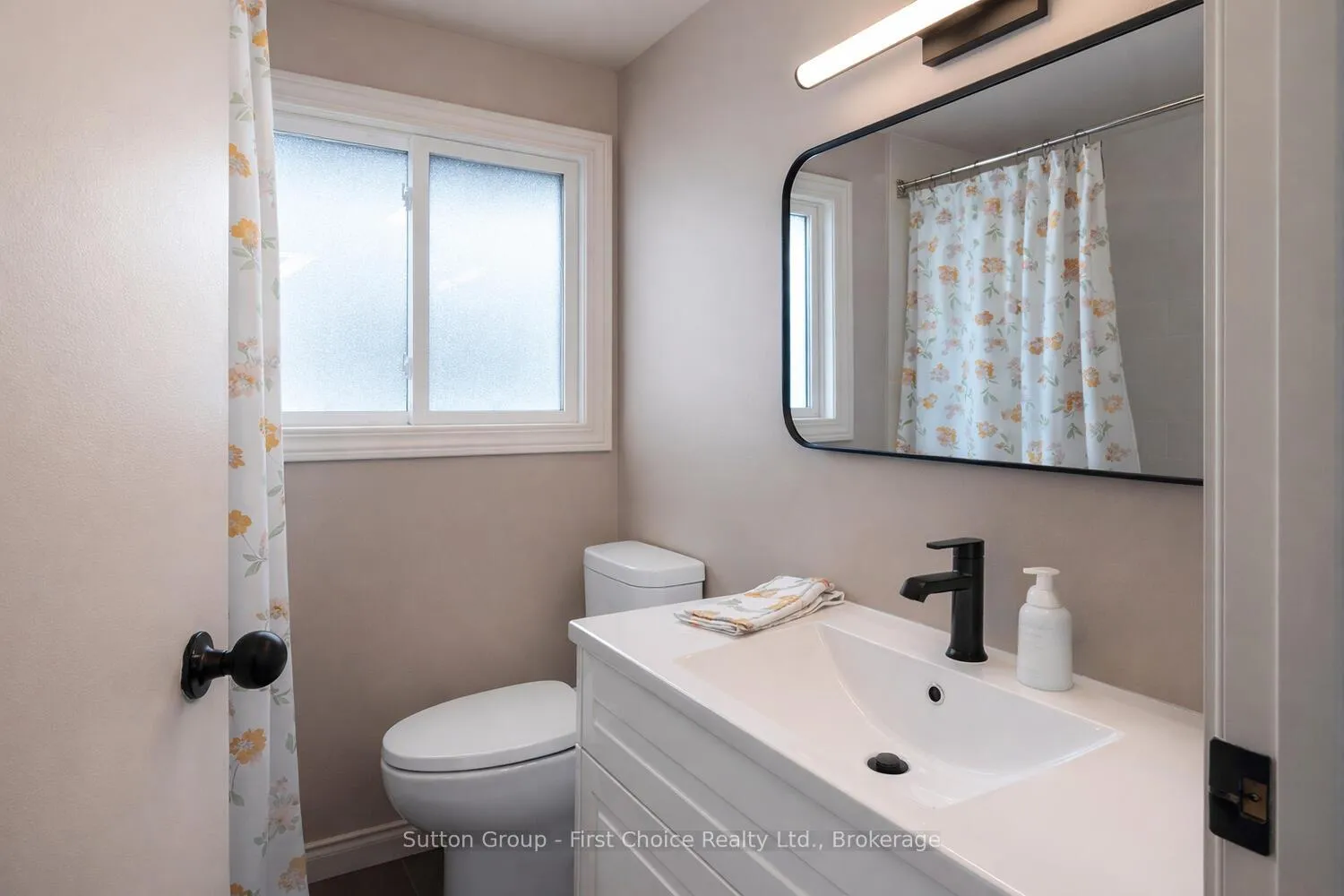 Photo 20 of Unit 12, 91 Avonwood Drive, Stratford — HOMEH