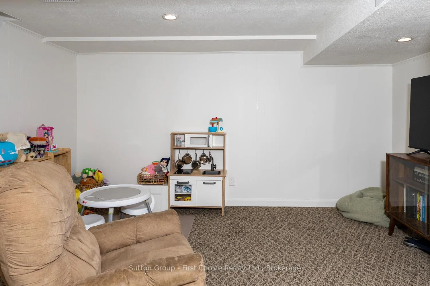 Photo 22 of Unit 12, 91 Avonwood Drive, Stratford — HOMEH