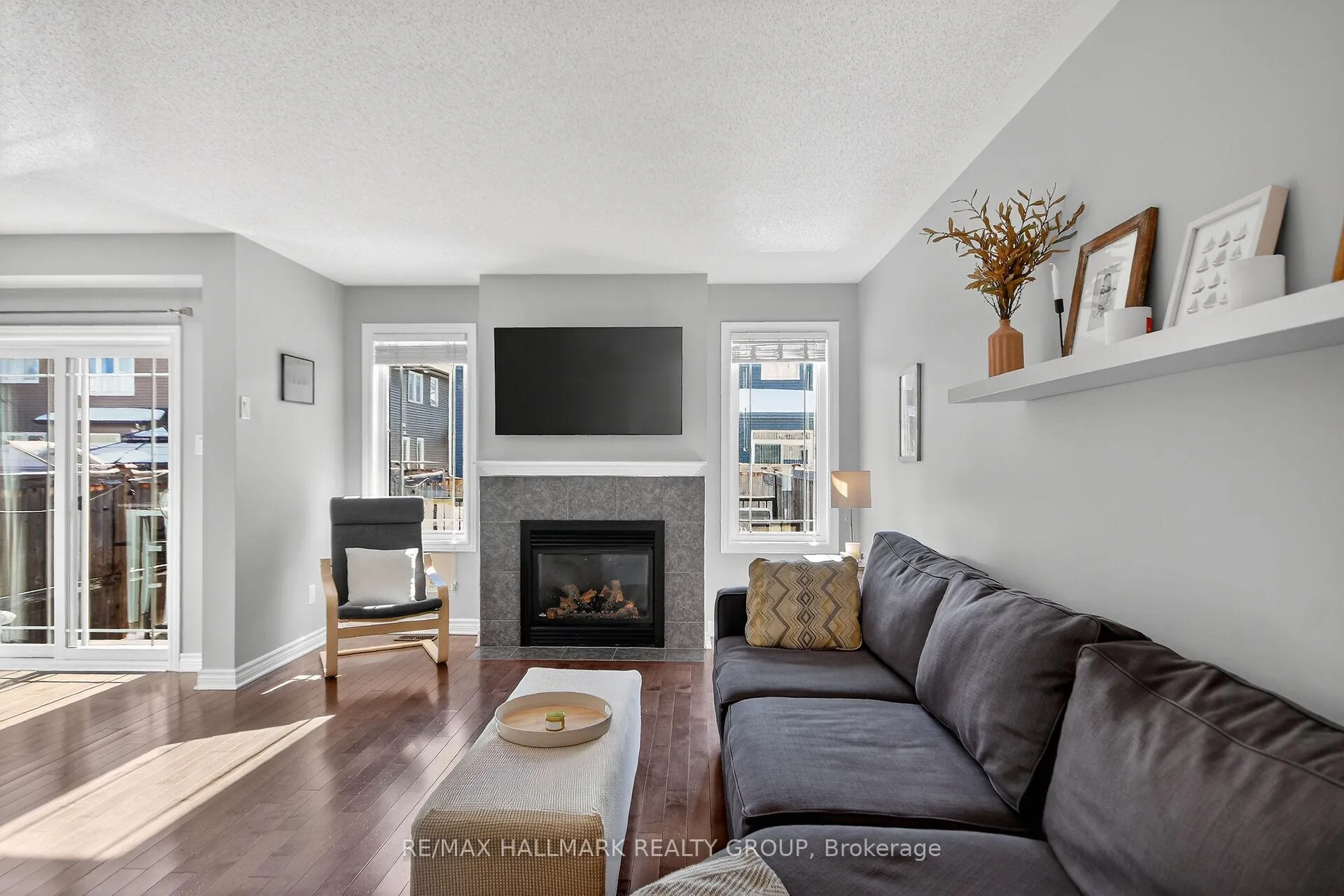 Photo 15 of 457 Barrick Hill Road, Ottawa, Kanata - Emerald Meadows/Trailwest — HOMEH