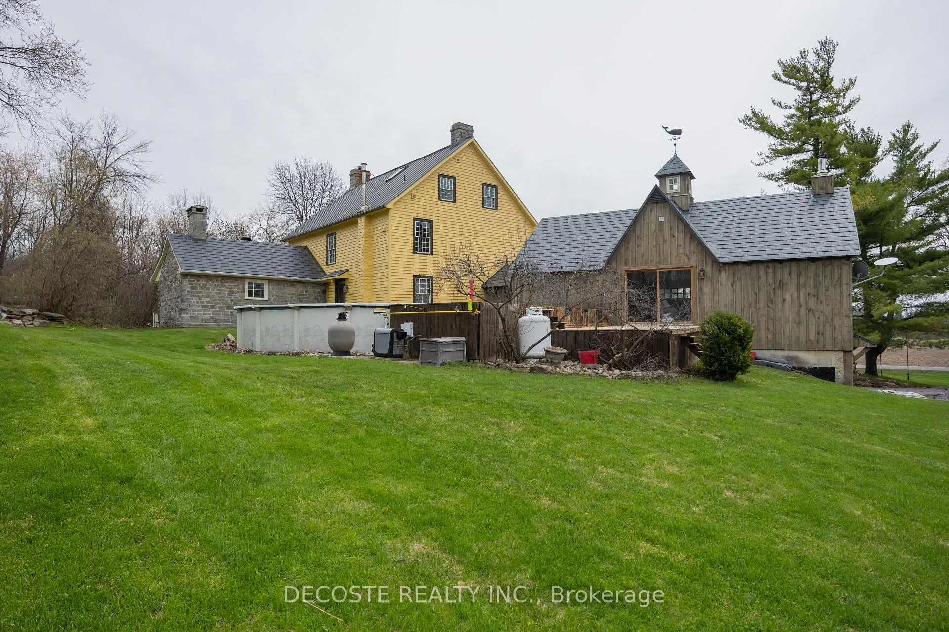 Photo 3 of 21831 Conc 2 Road, South Glengarry, South Glengarry (Lancaster) Twp — HOMEH