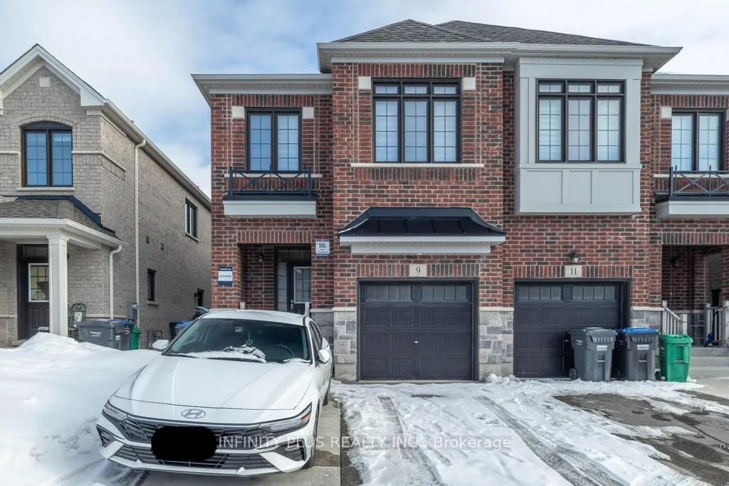 Photo 1 of 9 Fordham Road, Brampton, Bram West — HOMEH