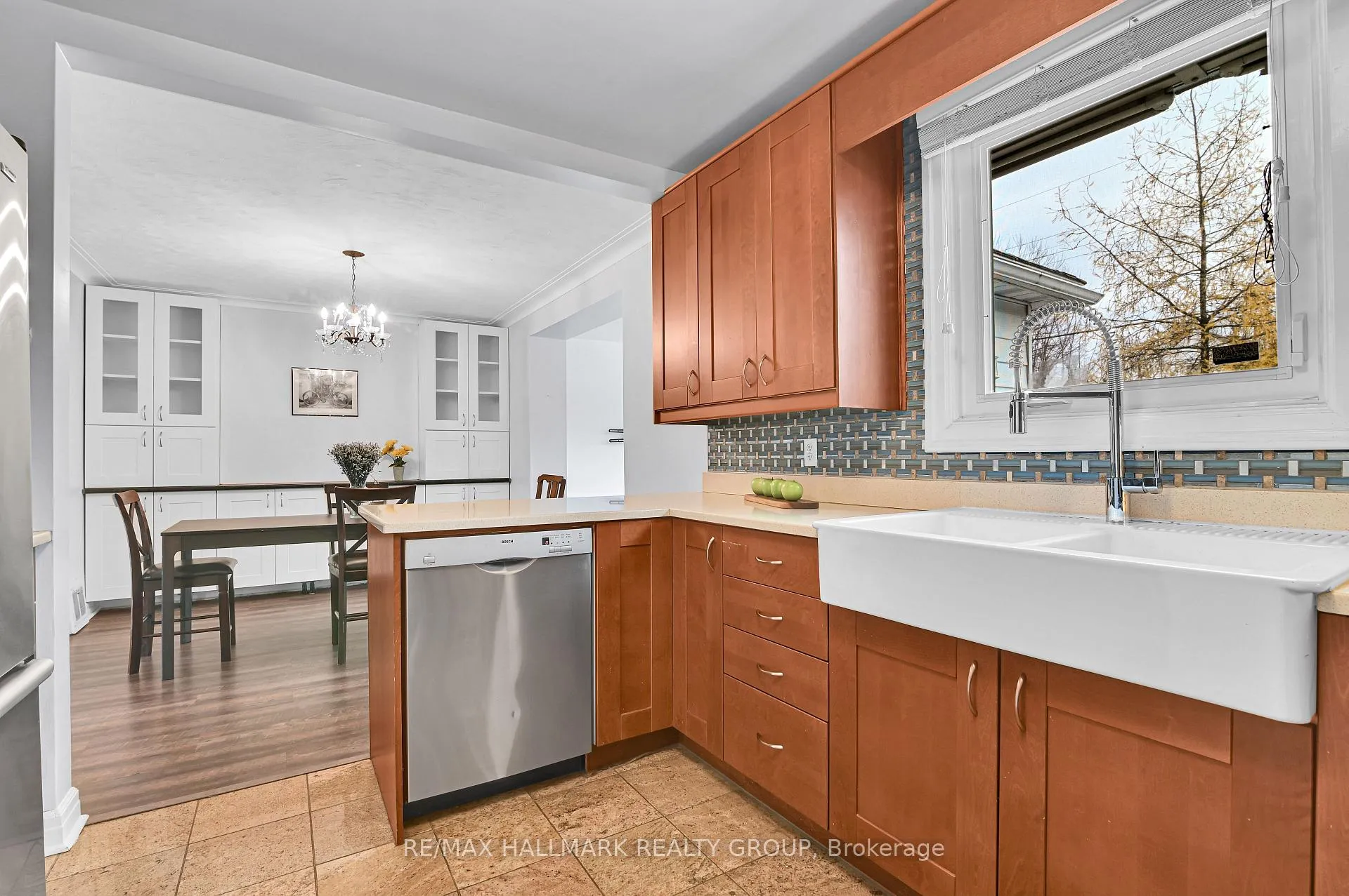 Photo 14 of 6A - 6B Centennial Boulevard, Ottawa, Ottawa East — HOMEH