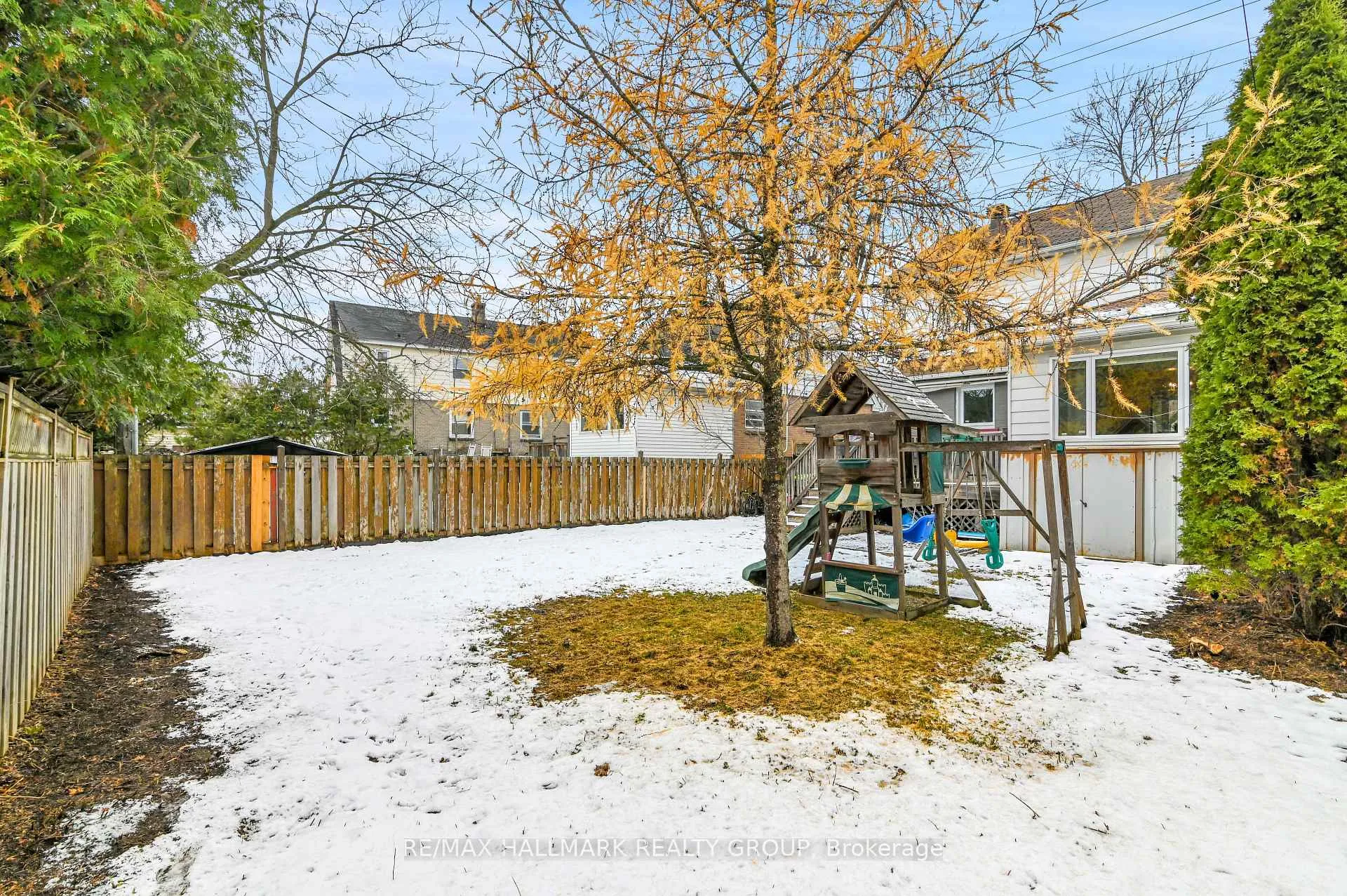 Photo 33 of 6A - 6B Centennial Boulevard, Ottawa, Ottawa East — HOMEH
