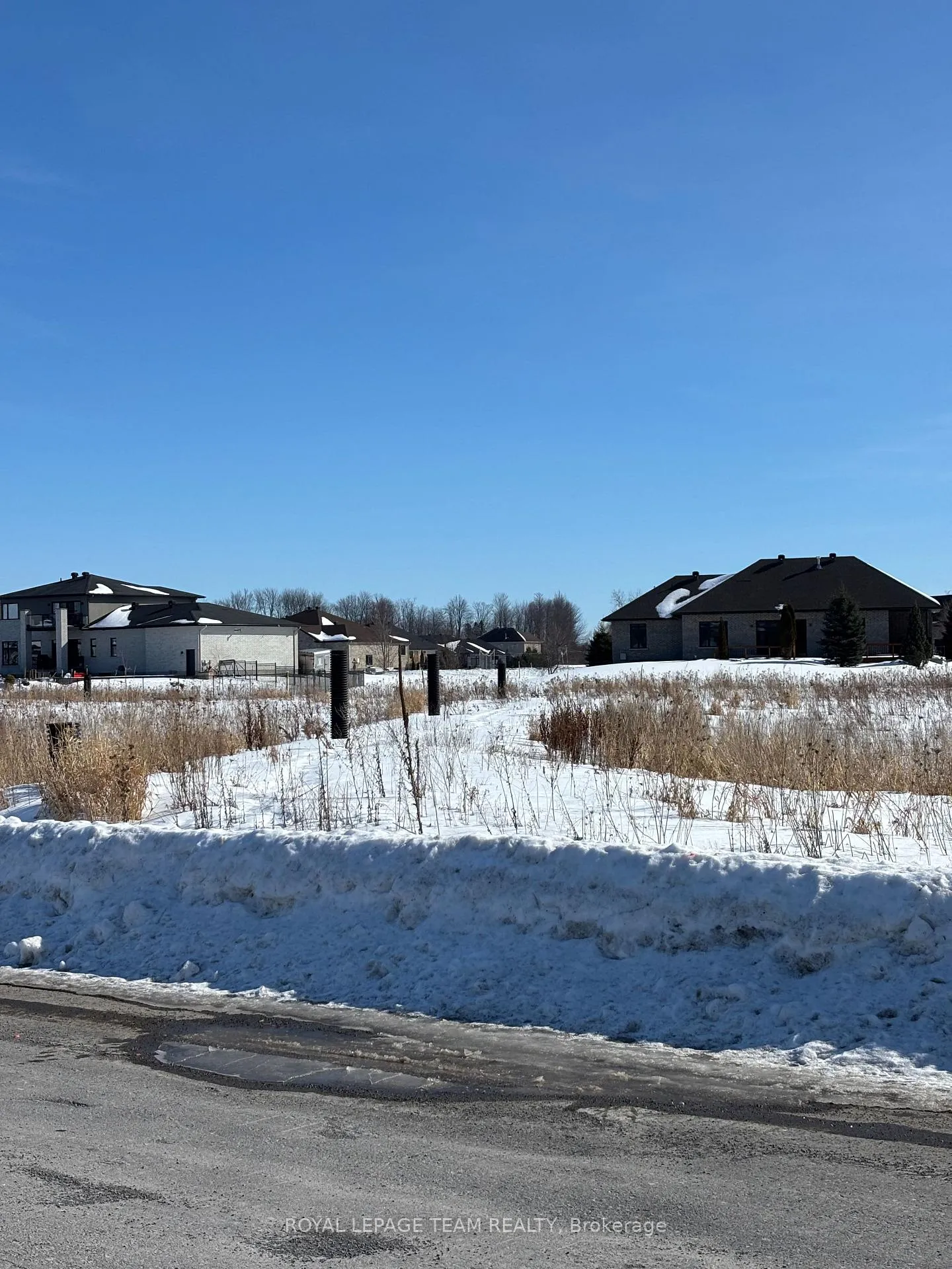 Photo 13 of 6785 Still Meadow Way E, Ottawa, Greely — HOMEH