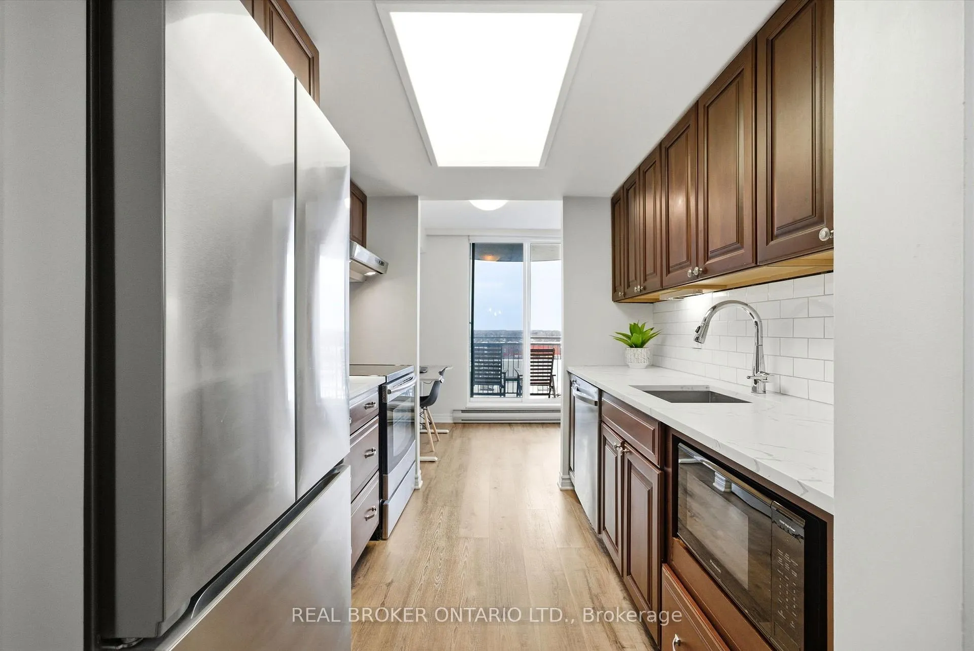 Photo 13 of Unit 703, 100 Grant Carman Drive, Ottawa, Borden Farm/Stewart Farm/Carleton Heights/Parkwood Hills — HOMEH