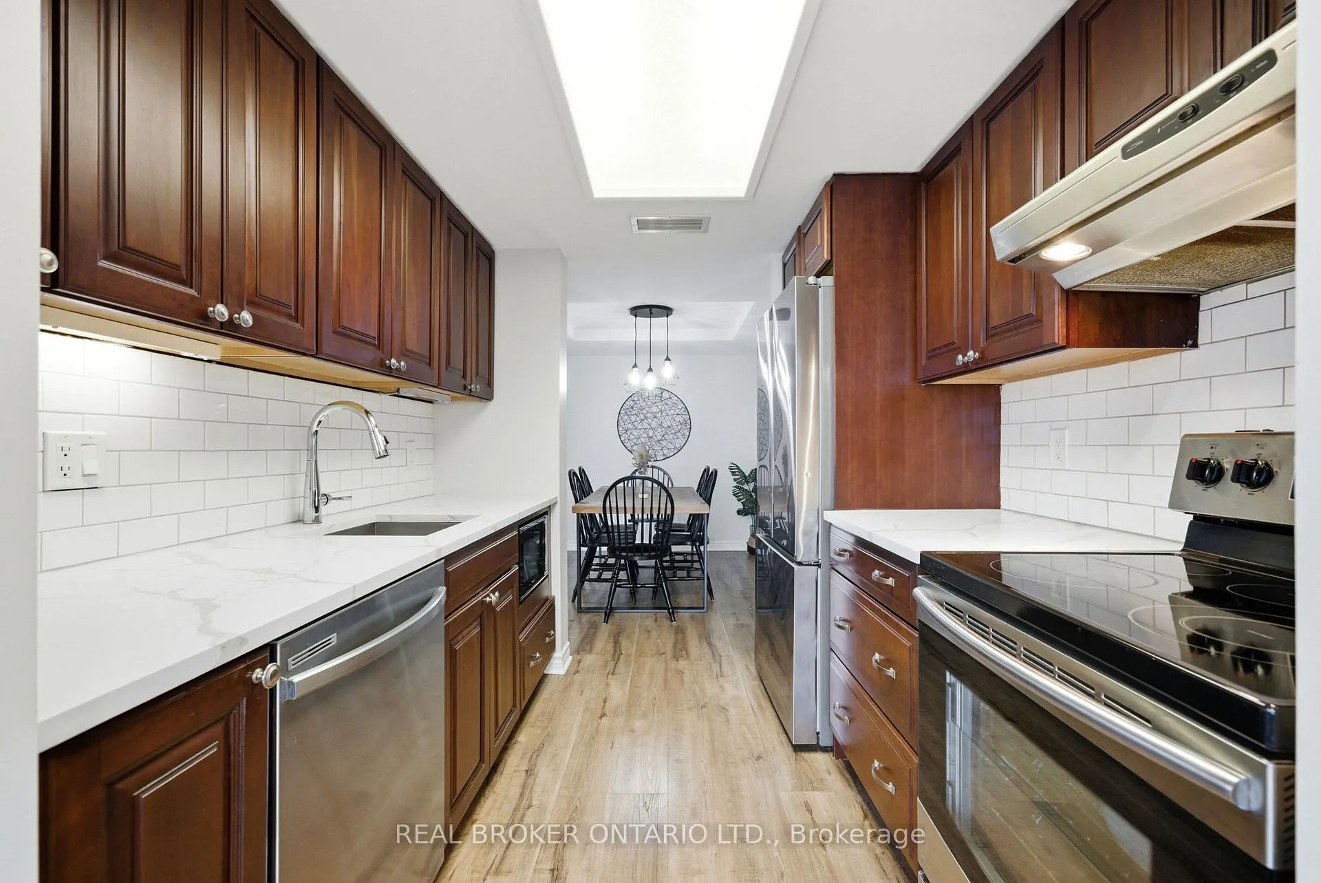 Photo 16 of Unit 703, 100 Grant Carman Drive, Ottawa, Borden Farm/Stewart Farm/Carleton Heights/Parkwood Hills — HOMEH