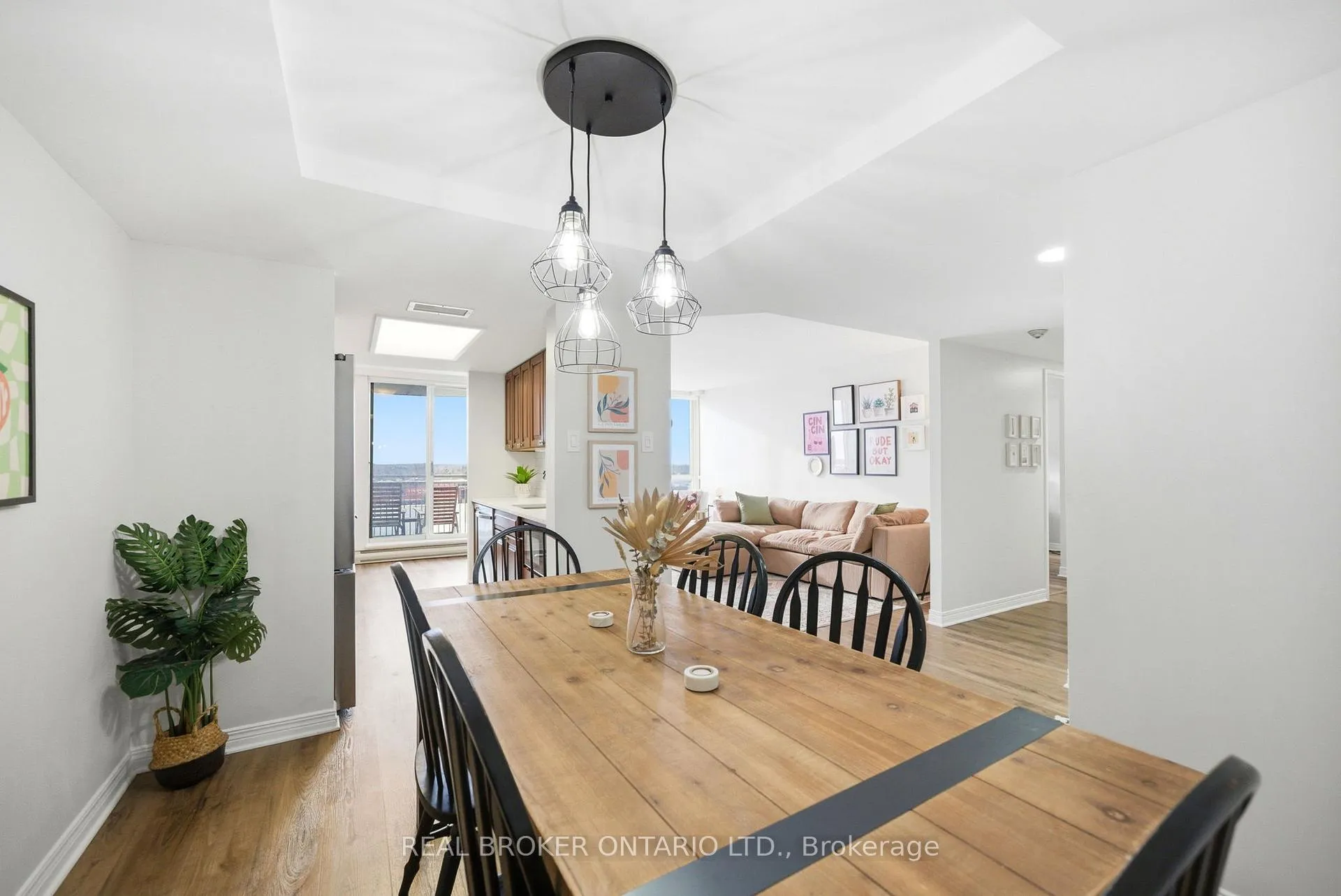 Photo 18 of Unit 703, 100 Grant Carman Drive, Ottawa, Borden Farm/Stewart Farm/Carleton Heights/Parkwood Hills — HOMEH