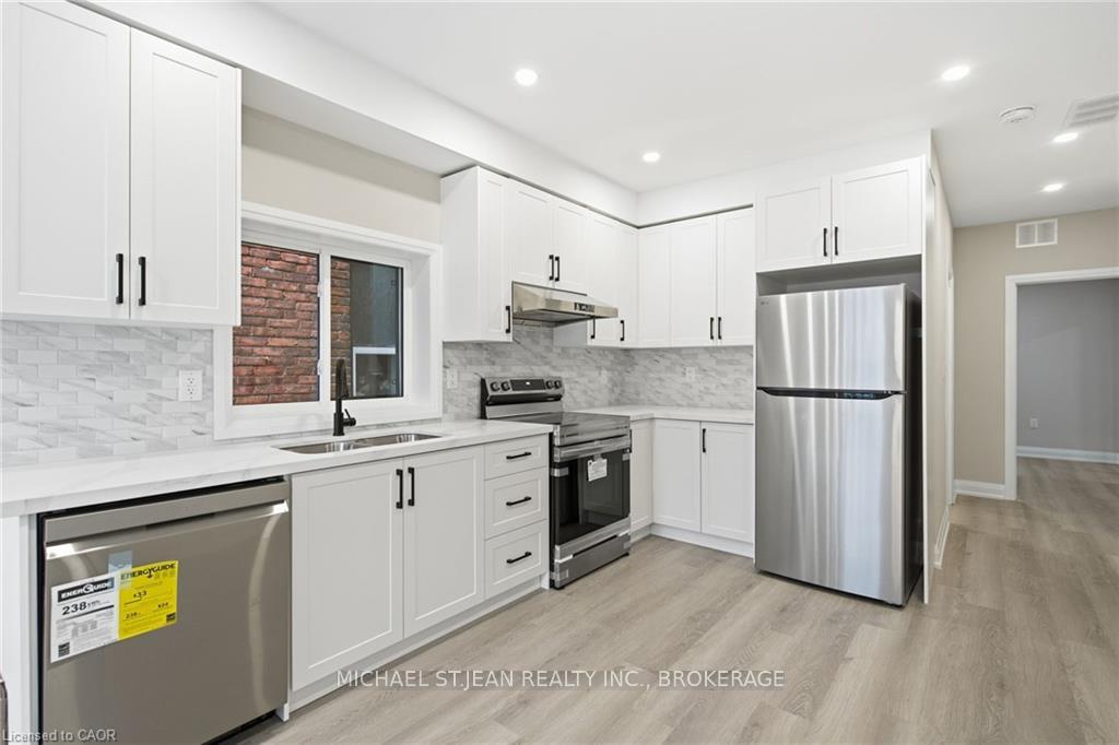 Photo 13 of Unit 2, 489 Cannon Street E, Hamilton, Gibson — HOMEH
