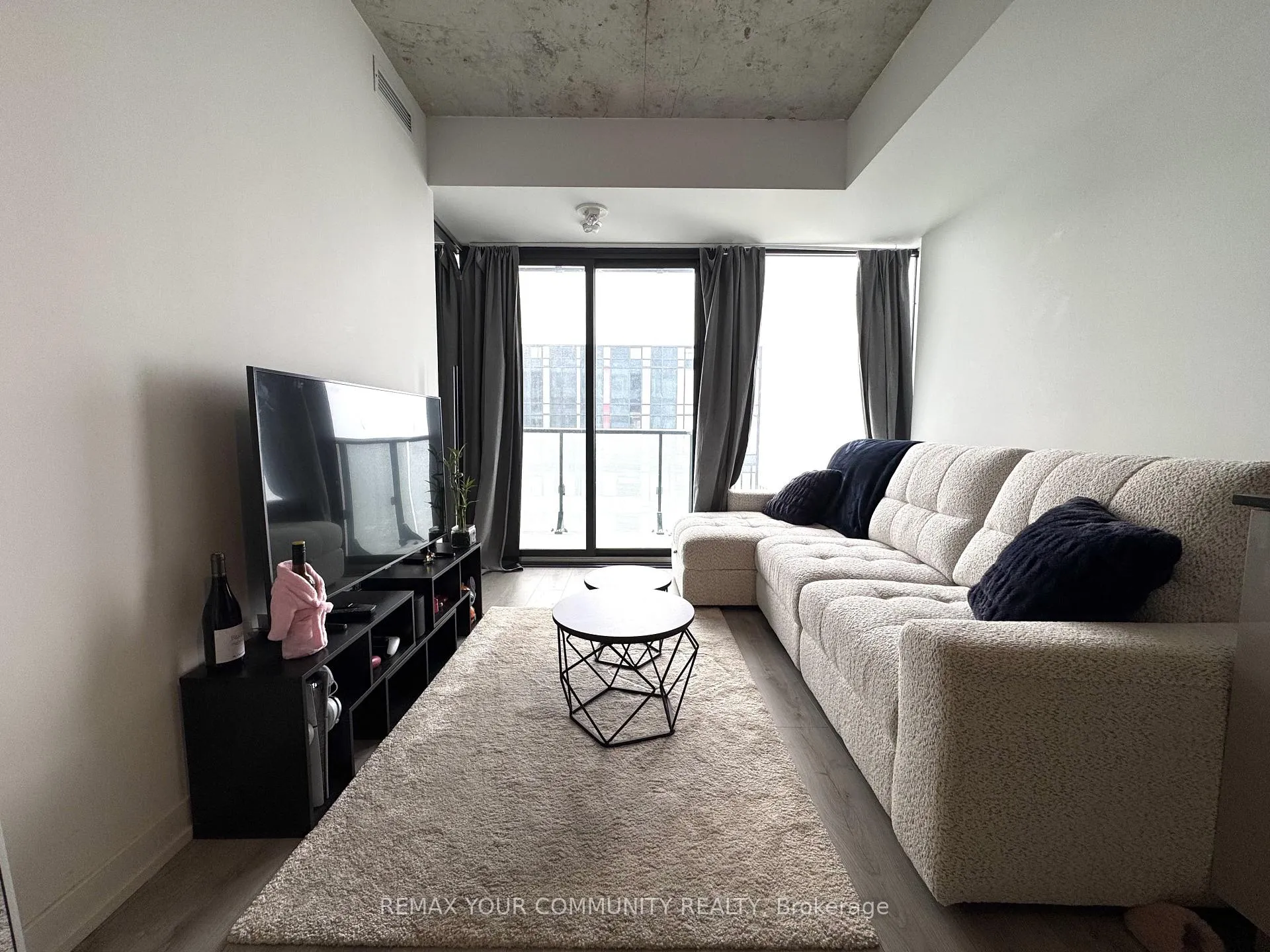 Photo 4 of Unit 4108, 161 Roehampton Avenue, Toronto, Mount Pleasant West — HOMEH