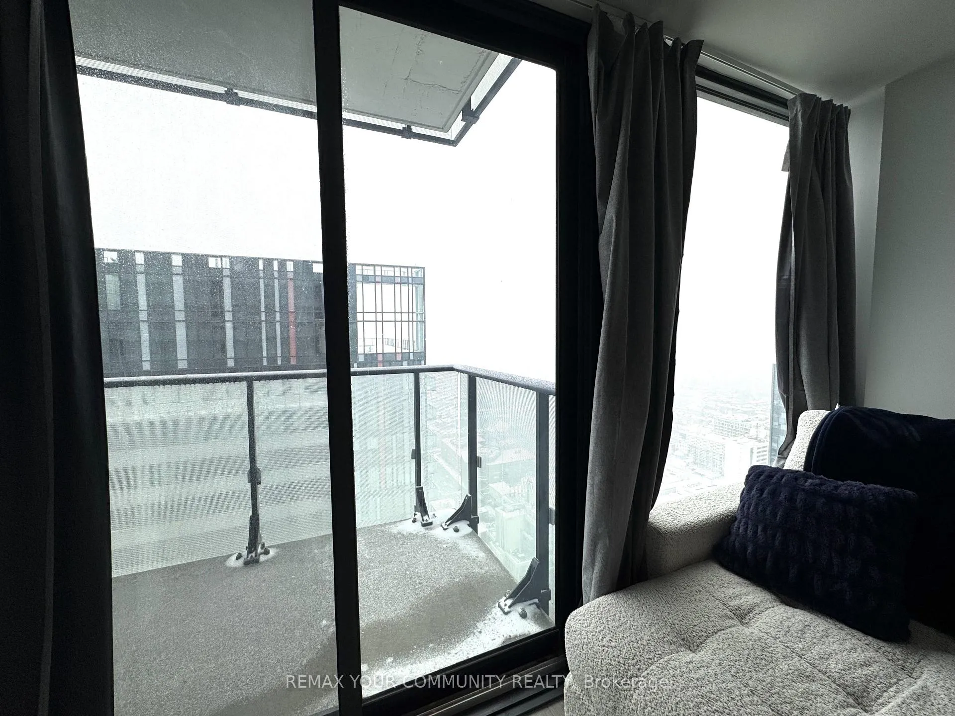 Photo 9 of Unit 4108, 161 Roehampton Avenue, Toronto, Mount Pleasant West — HOMEH