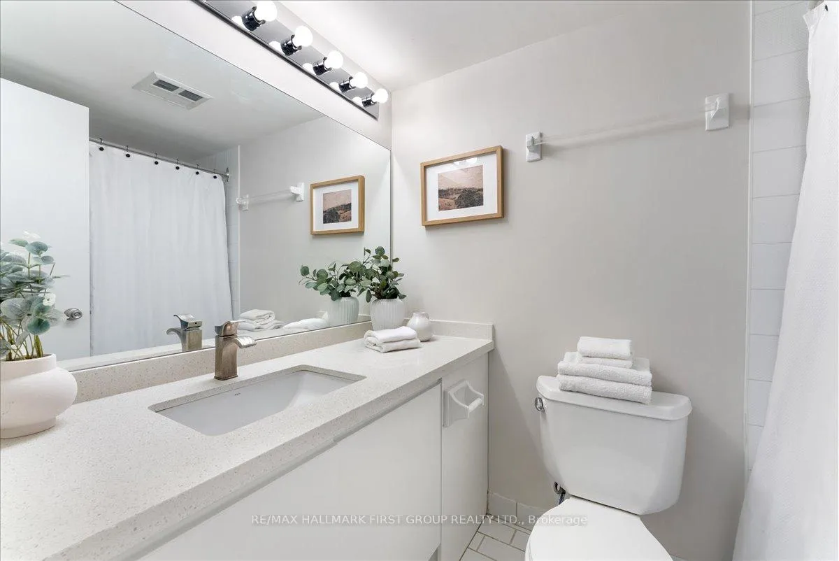 Photo 26 of Unit 602, 360 Watson Street W, Whitby, Port Whitby — HOMEH