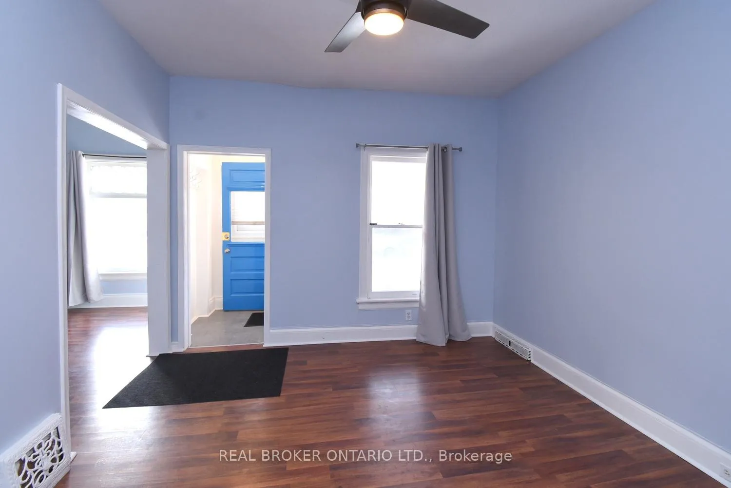 Photo 5 of 261 Prospect Street S, Hamilton, Blakeley — HOMEH