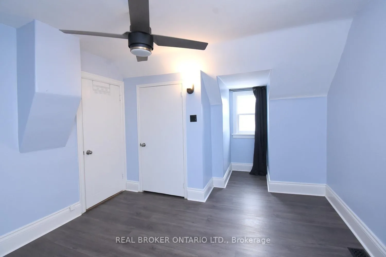 Photo 15 of 261 Prospect Street S, Hamilton, Blakeley — HOMEH
