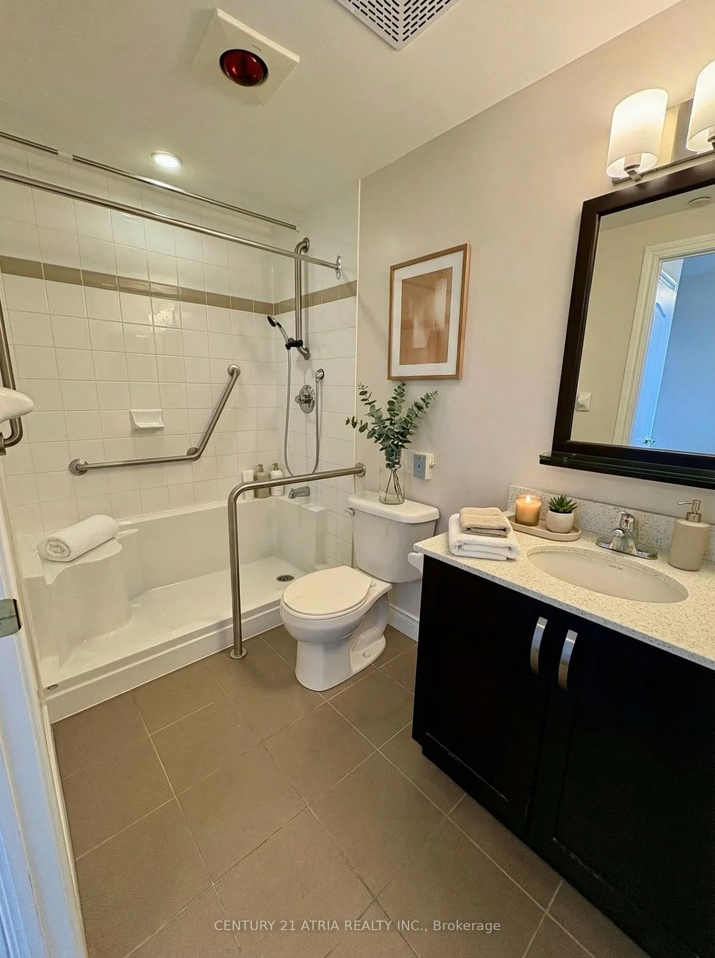 Photo 5 of Unit 960, 1 Sun Yat Sen Avenue, Markham, Milliken Mills East — HOMEH