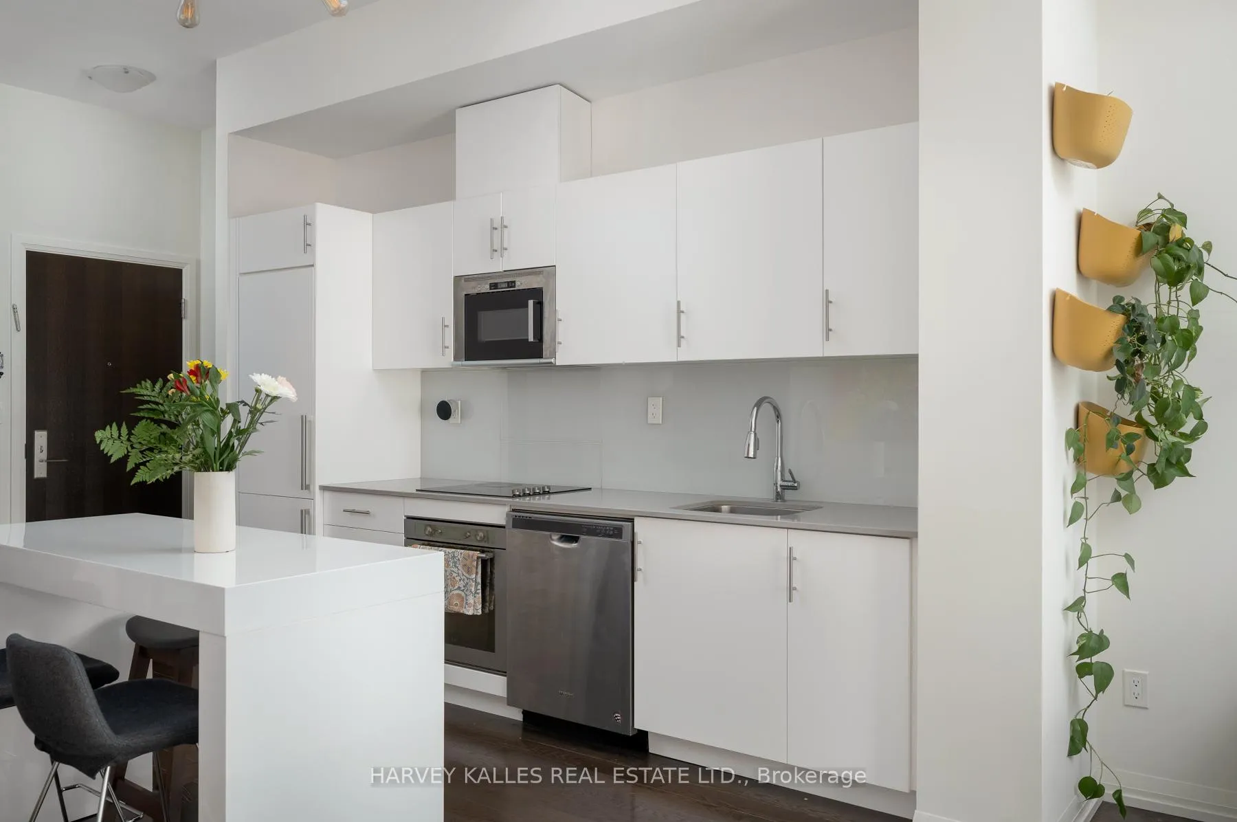 Photo 11 of Unit 918, 460 Adelaide Street E, Toronto, Moss Park — HOMEH