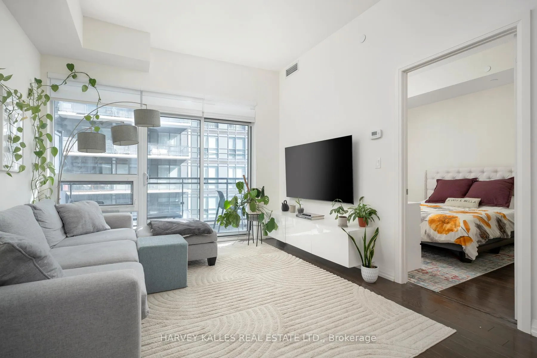 Photo 13 of Unit 918, 460 Adelaide Street E, Toronto, Moss Park — HOMEH