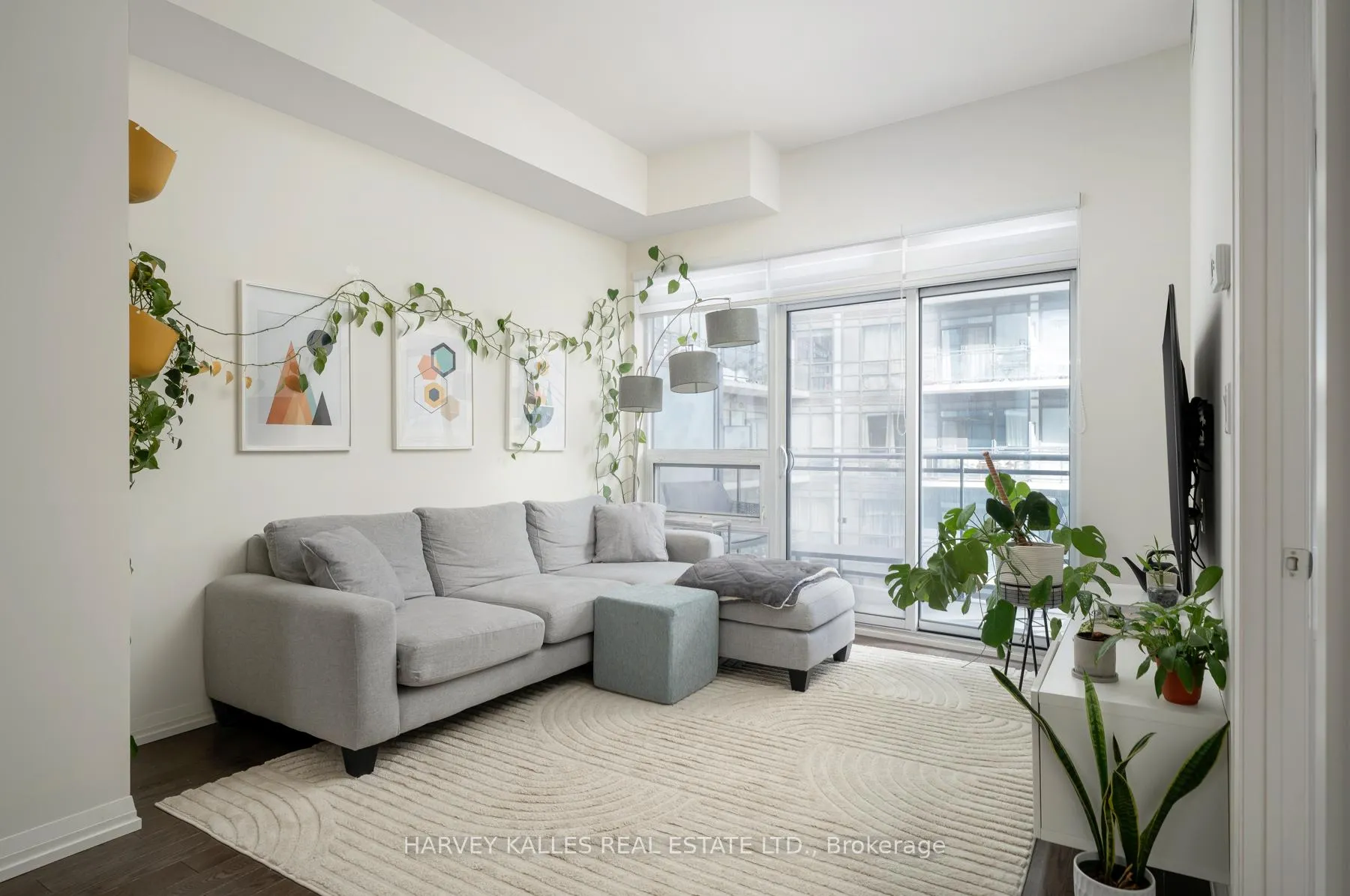 Photo 14 of Unit 918, 460 Adelaide Street E, Toronto, Moss Park — HOMEH