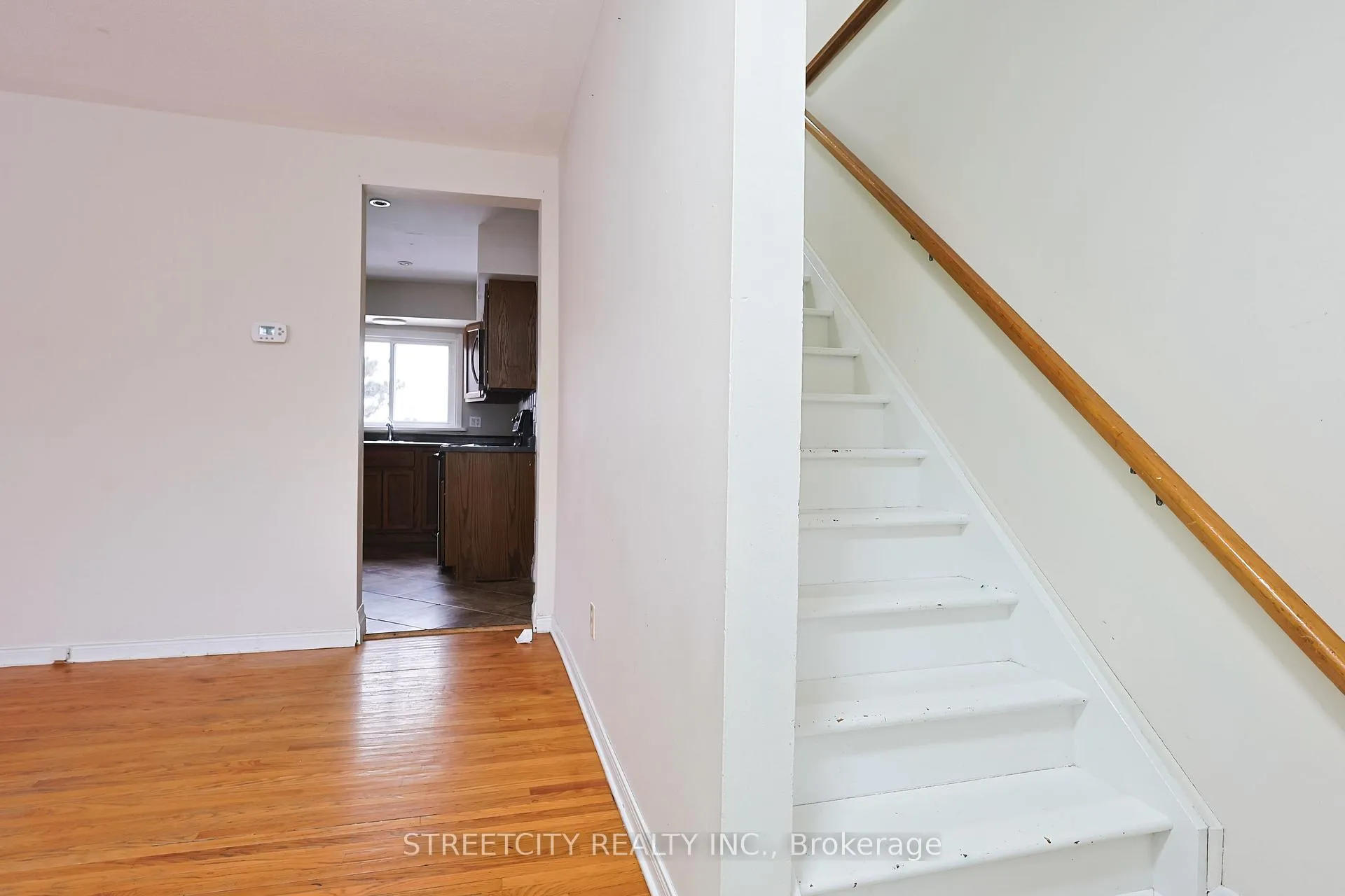 Photo 36 of 149 Banbury Road, London, South T — HOMEH