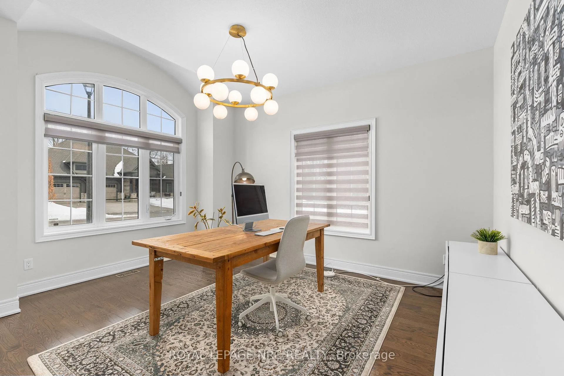 Photo 4 of 25 Philmori Boulevard, Pelham, Fonthill — HOMEH