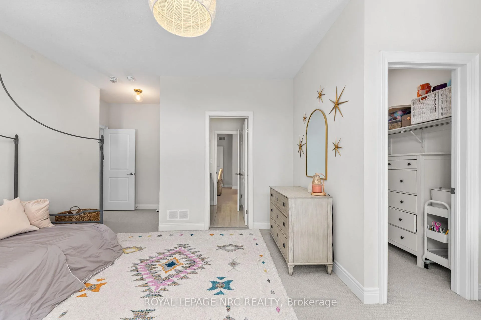 Photo 36 of 25 Philmori Boulevard, Pelham, Fonthill — HOMEH