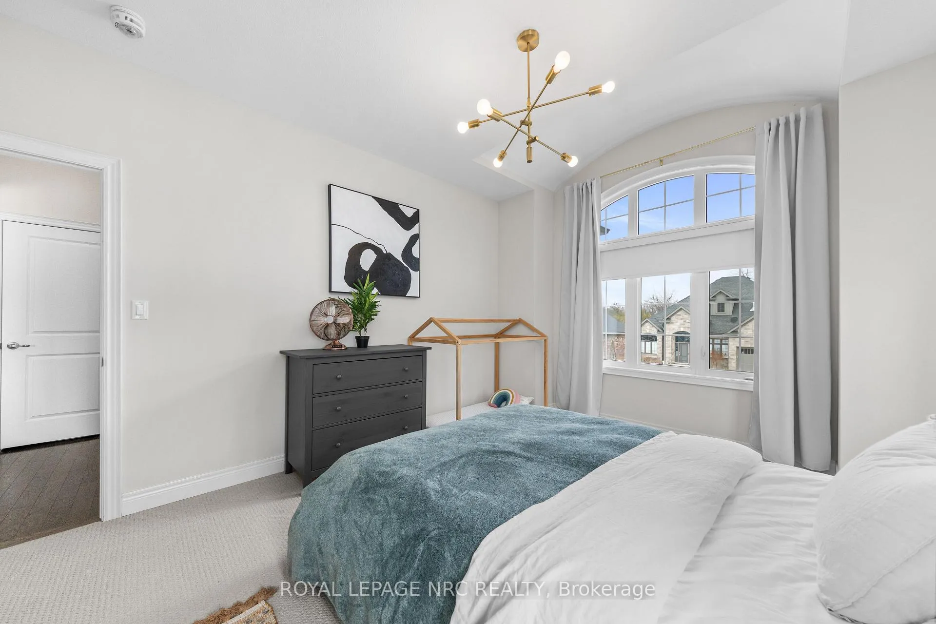 Photo 41 of 25 Philmori Boulevard, Pelham, Fonthill — HOMEH