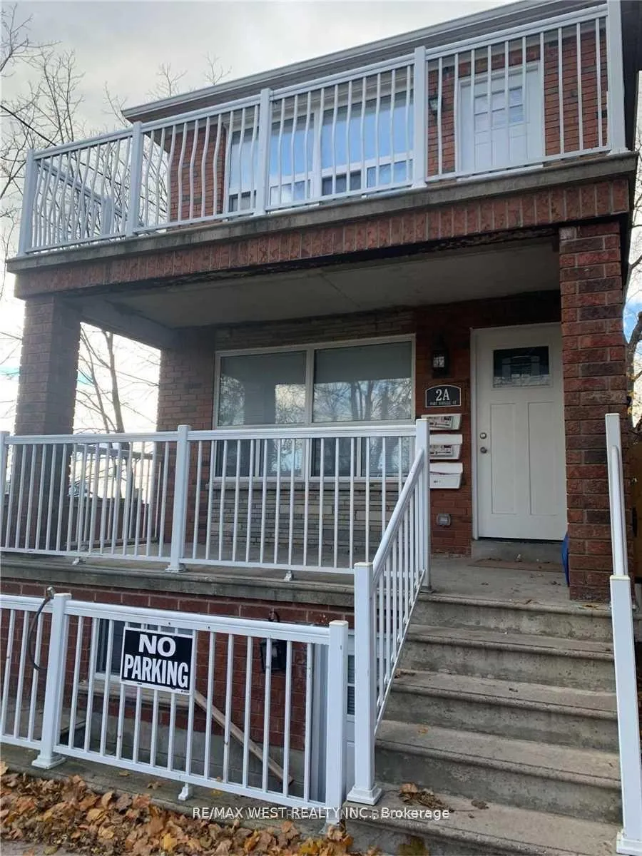 Photo 2 of Unit Unit 2, 2A Fort Rouille Street, Toronto, South Parkdale — HOMEH