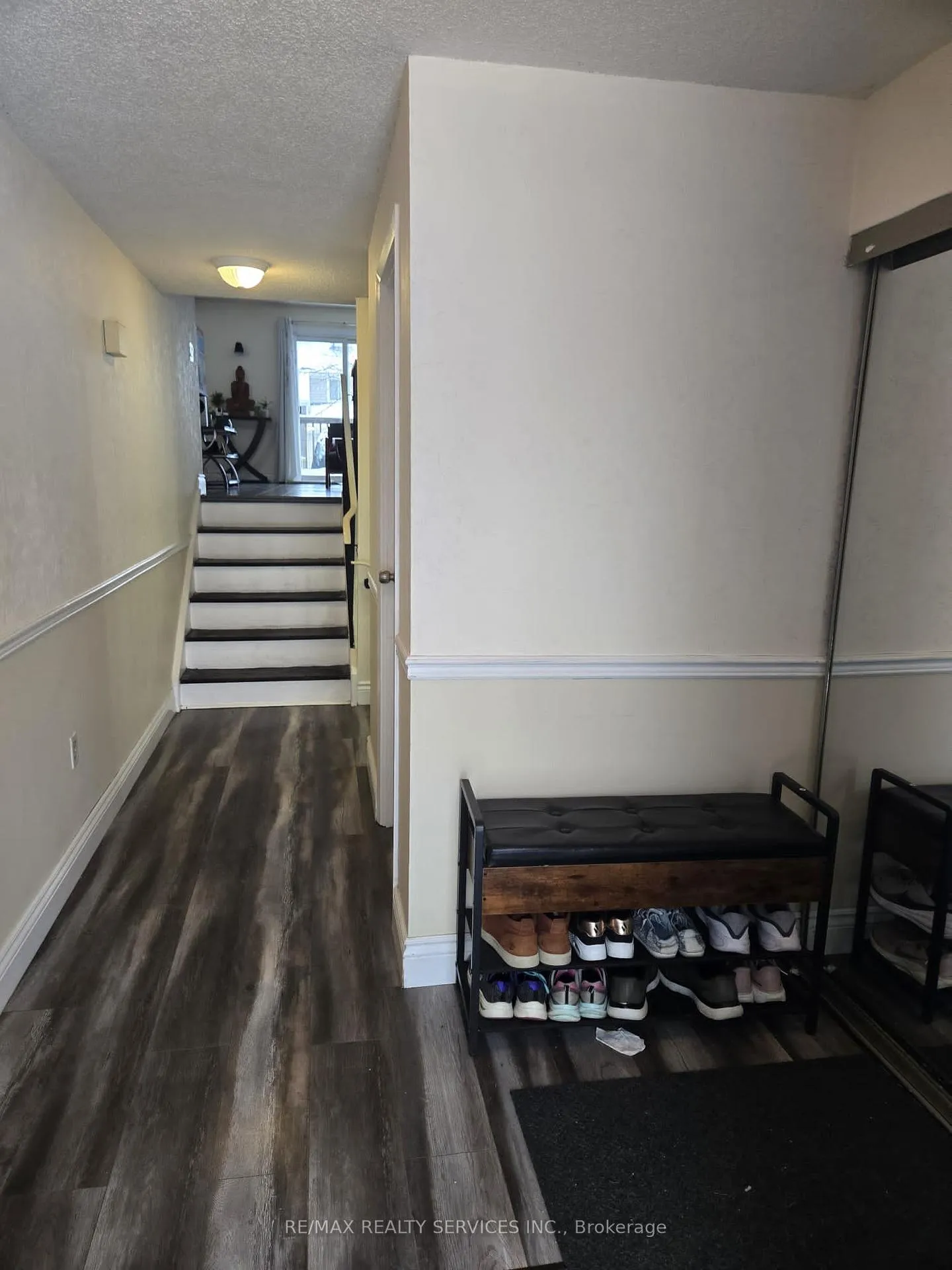 Photo 5 of Unit 32, 54 Green Valley Drive, Kitchener, Pioneer Park — HOMEH