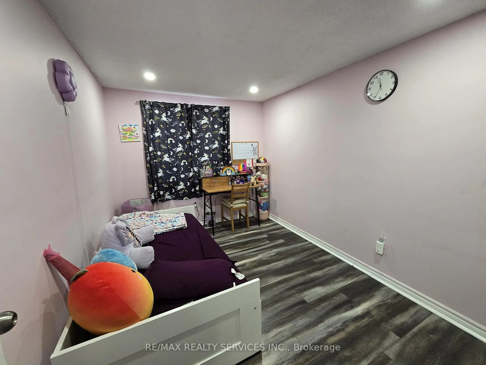 Photo 23 of Unit 32, 54 Green Valley Drive, Kitchener, Pioneer Park — HOMEH