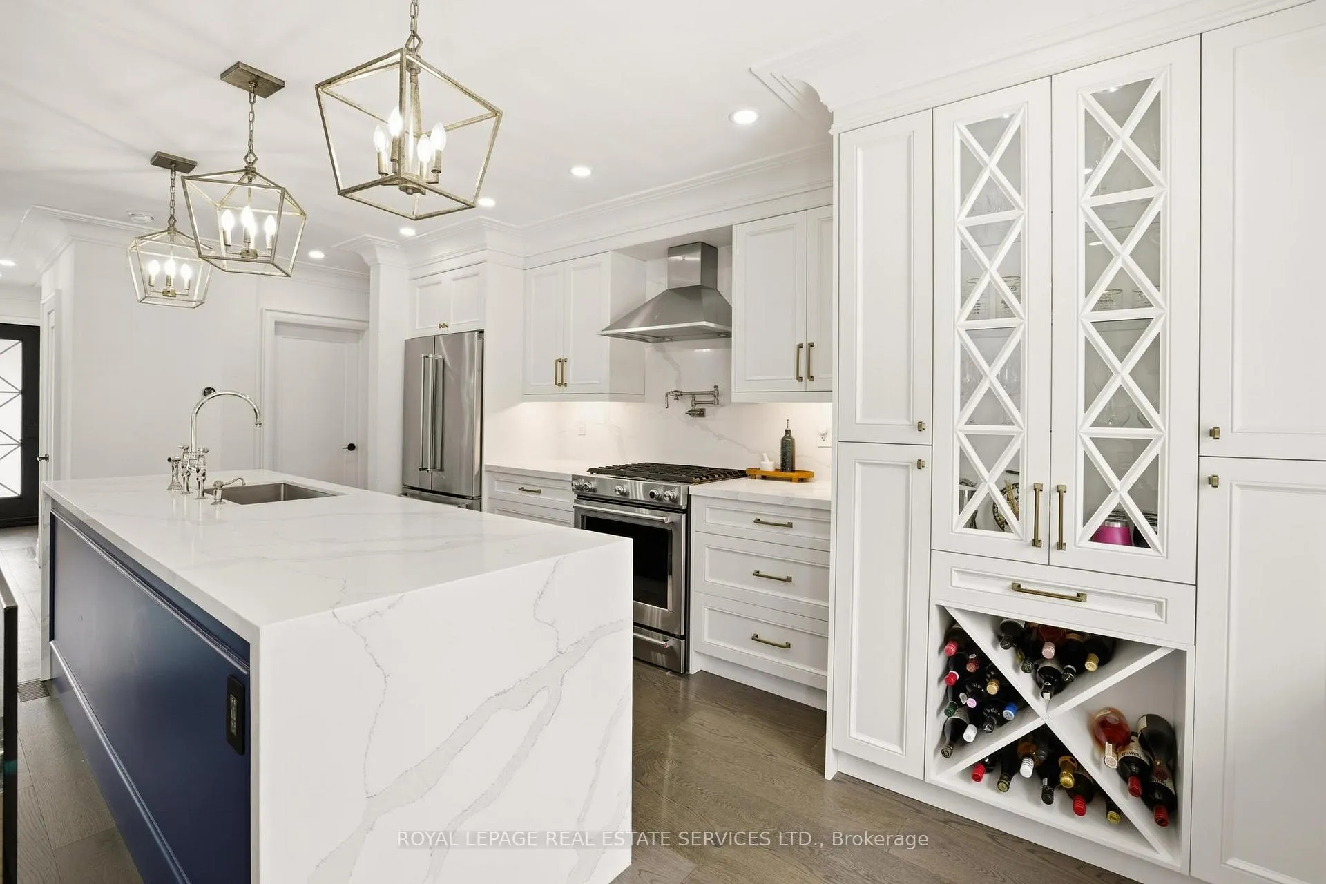 Photo 11 of 11 Benbow Road, Etobicoke, Kingsview Village-The Westway — HOMEH