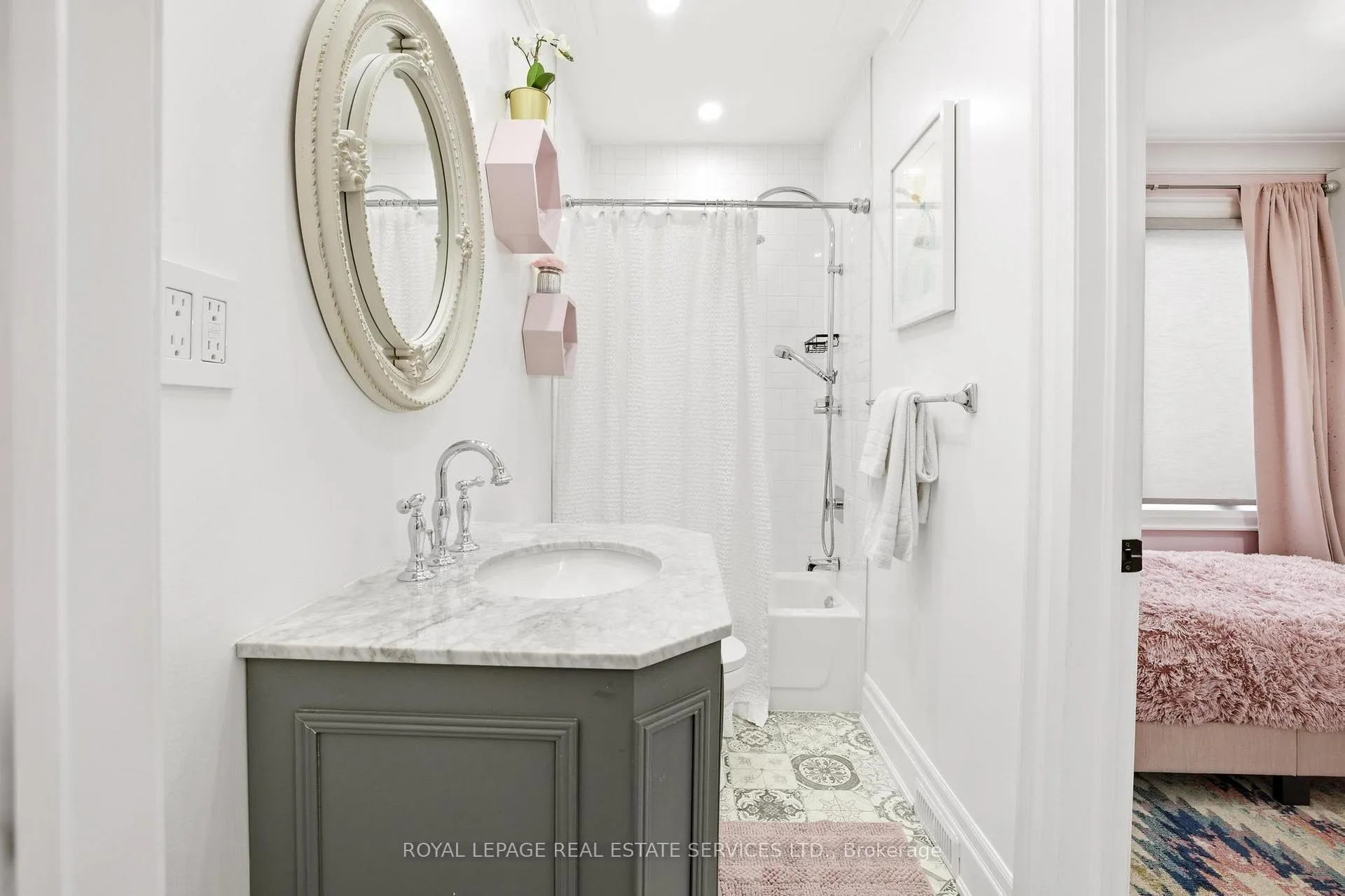 Photo 25 of 11 Benbow Road, Etobicoke, Kingsview Village-The Westway — HOMEH