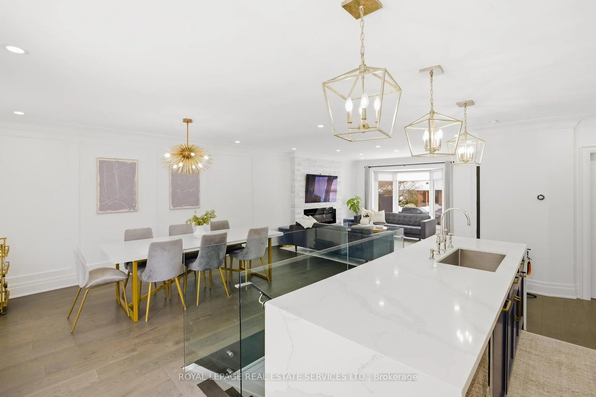 Photo 29 of 11 Benbow Road, Etobicoke, Kingsview Village-The Westway — HOMEH