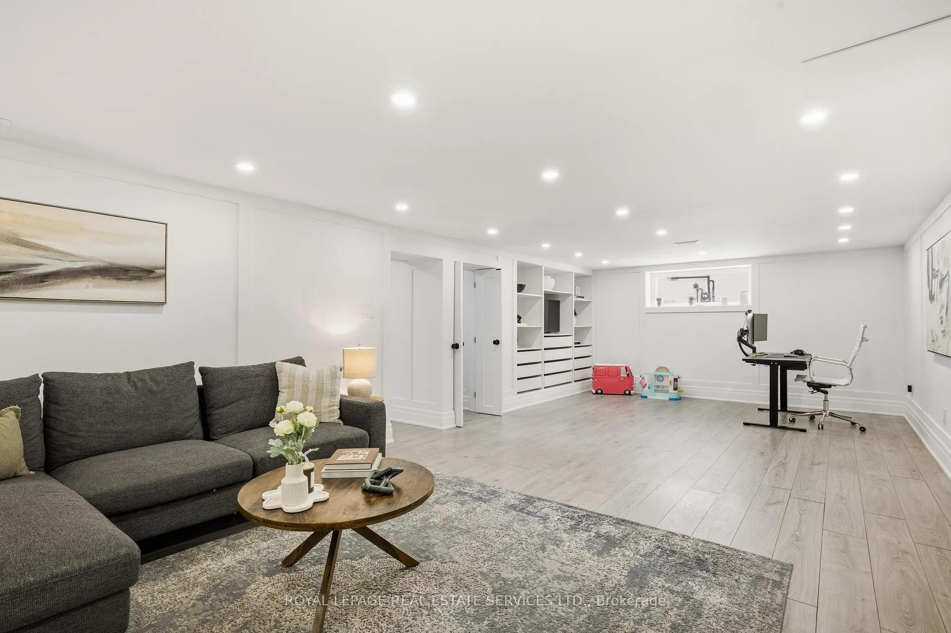 Photo 34 of 11 Benbow Road, Etobicoke, Kingsview Village-The Westway — HOMEH