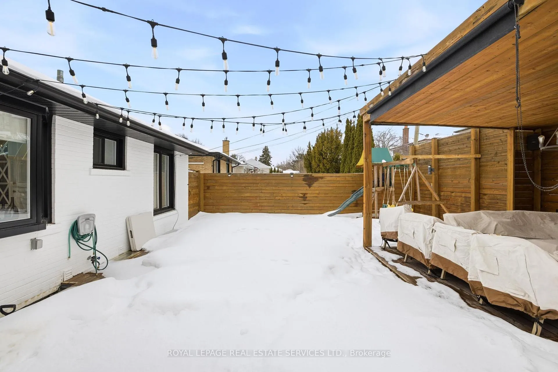 Photo 48 of 11 Benbow Road, Etobicoke, Kingsview Village-The Westway — HOMEH