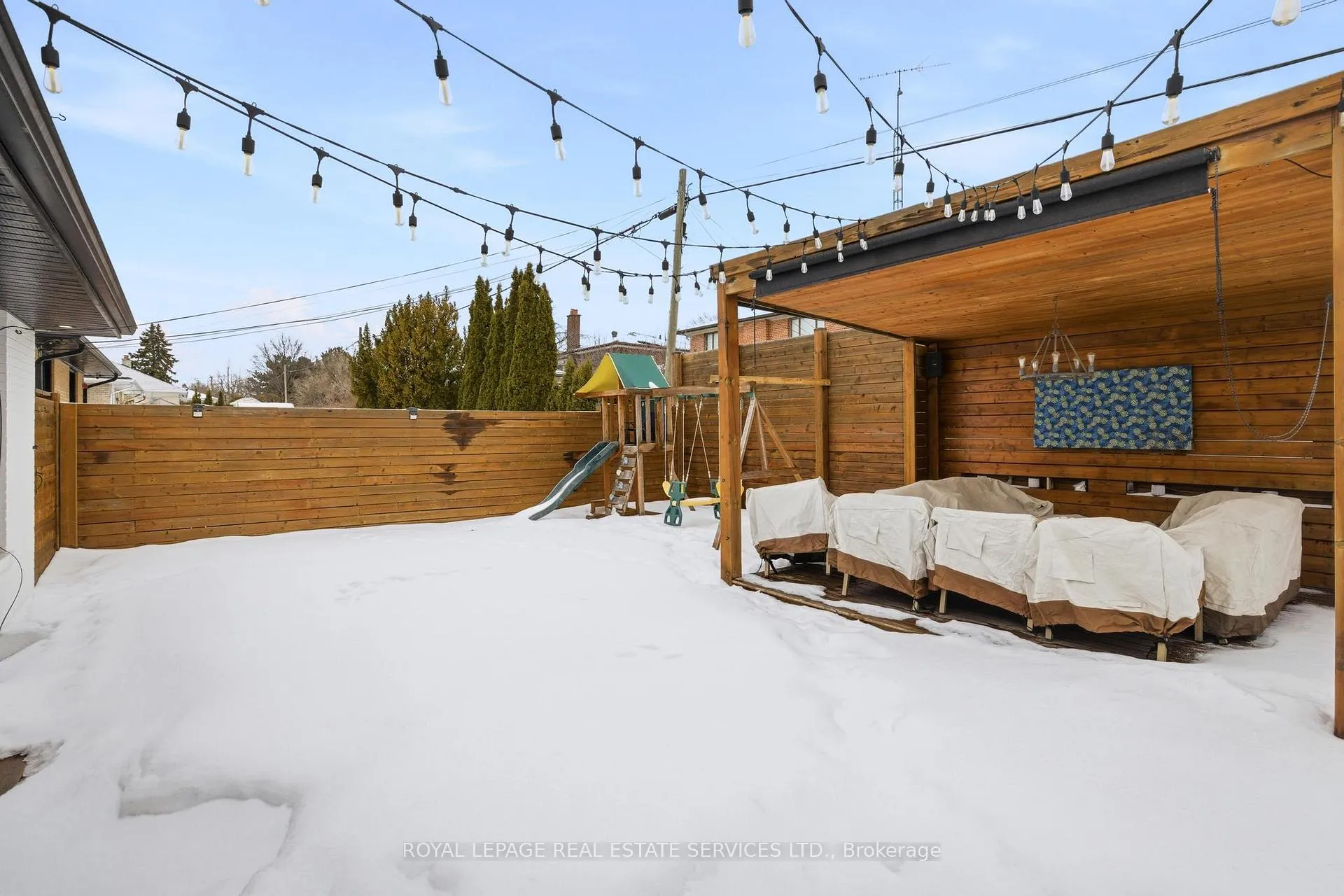 Photo 49 of 11 Benbow Road, Etobicoke, Kingsview Village-The Westway — HOMEH