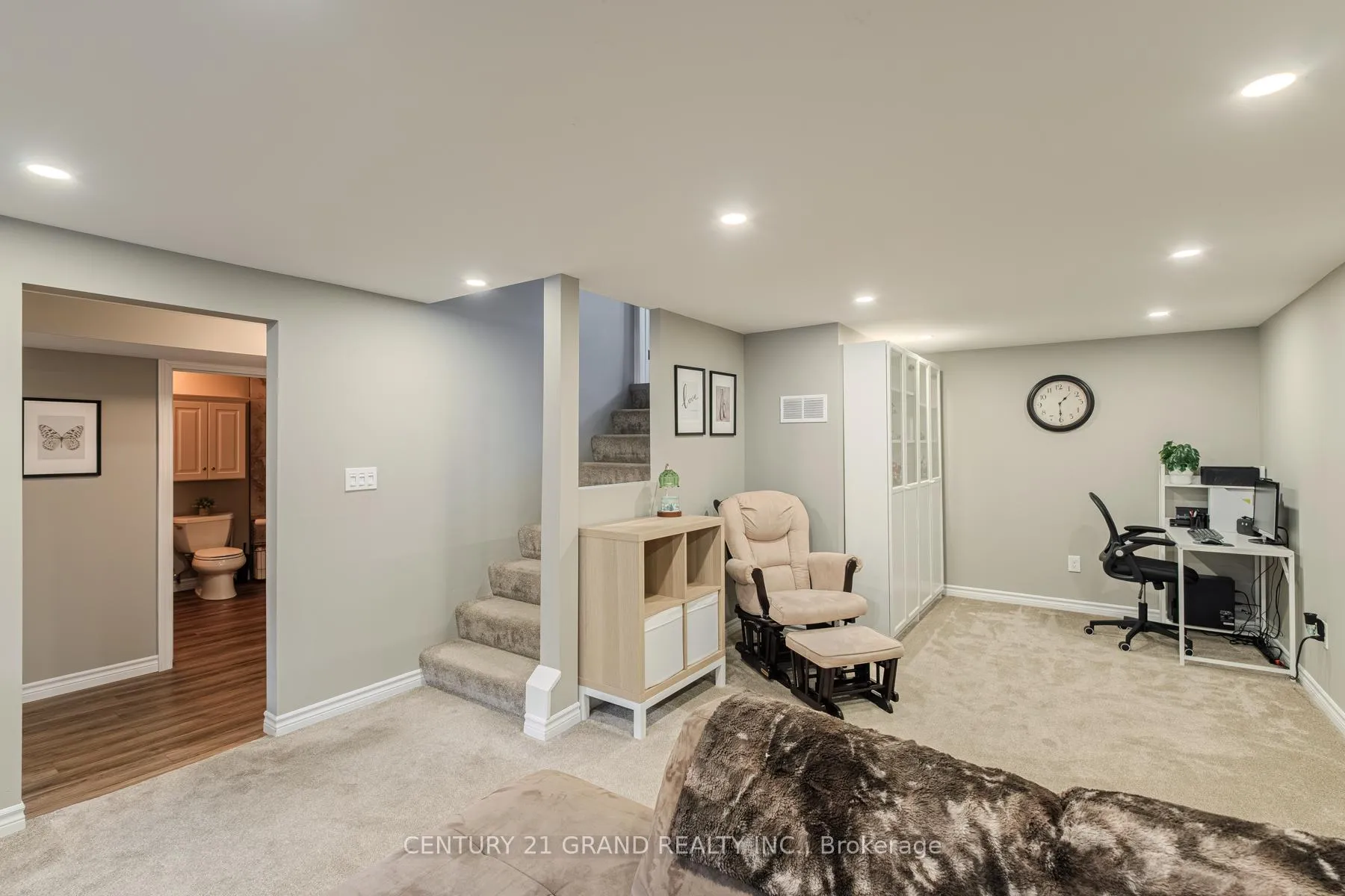 Photo 23 of 18 Linden Avenue, Brantford — HOMEH
