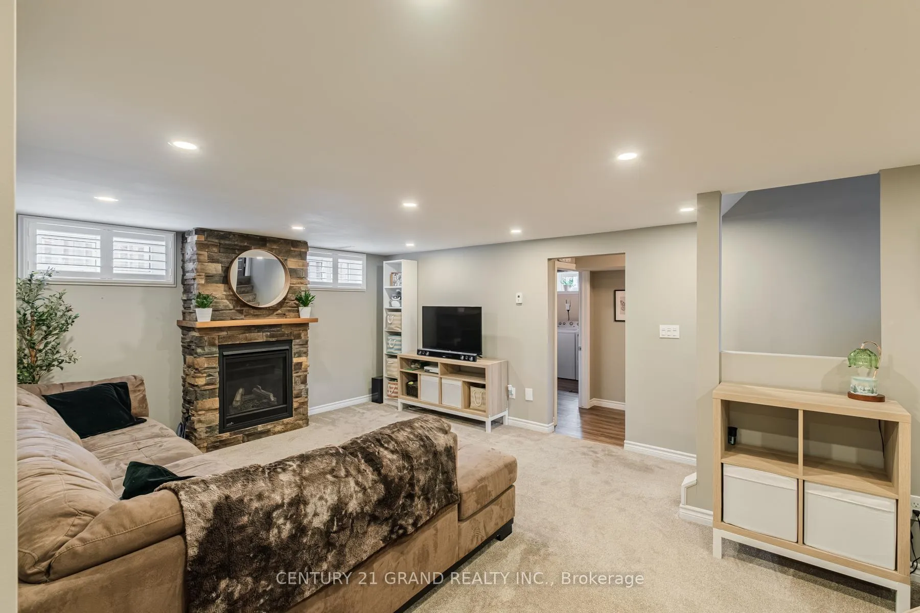 Photo 25 of 18 Linden Avenue, Brantford — HOMEH
